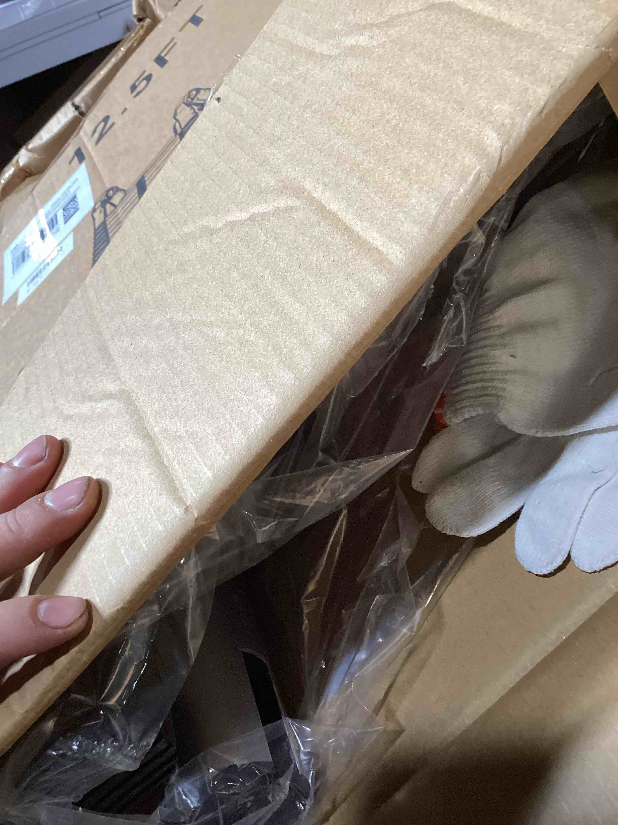 https://s3.amazonaws.com/lotting-images-prod/bidfta/BRN2316049_1742928156784.jpeg