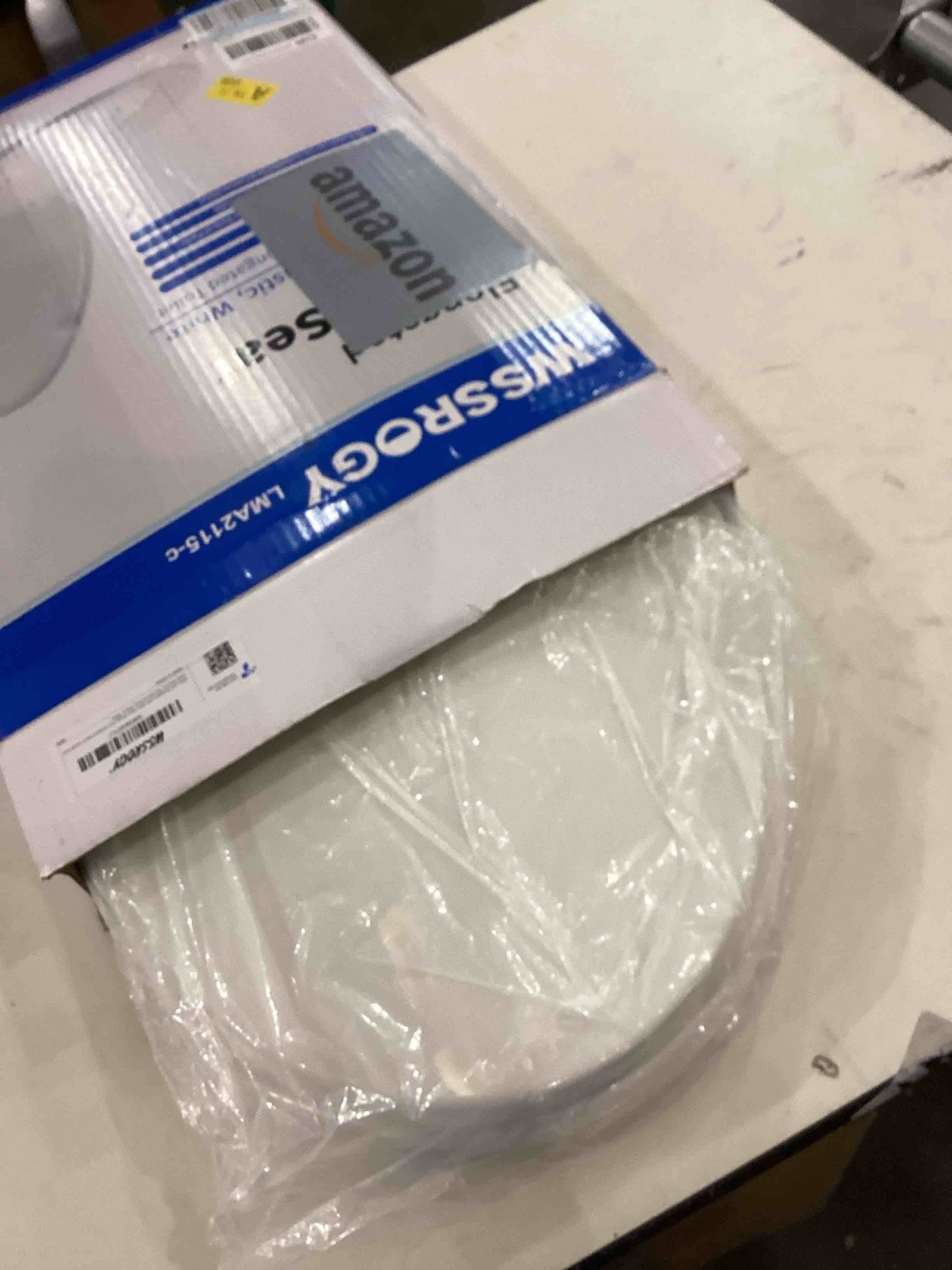 https://s3.amazonaws.com/lotting-images-prod/bidfta/BRN2340747_1760969810782.jpeg