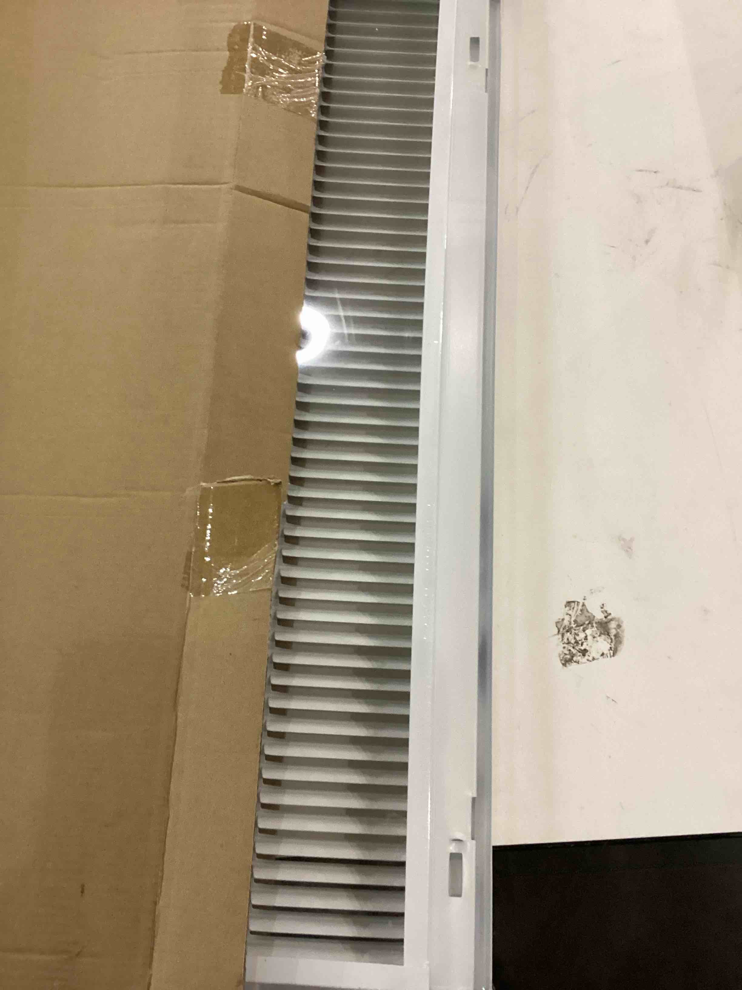 https://s3.amazonaws.com/lotting-images-prod/bidfta/BRN2347883_1758112935081.jpeg