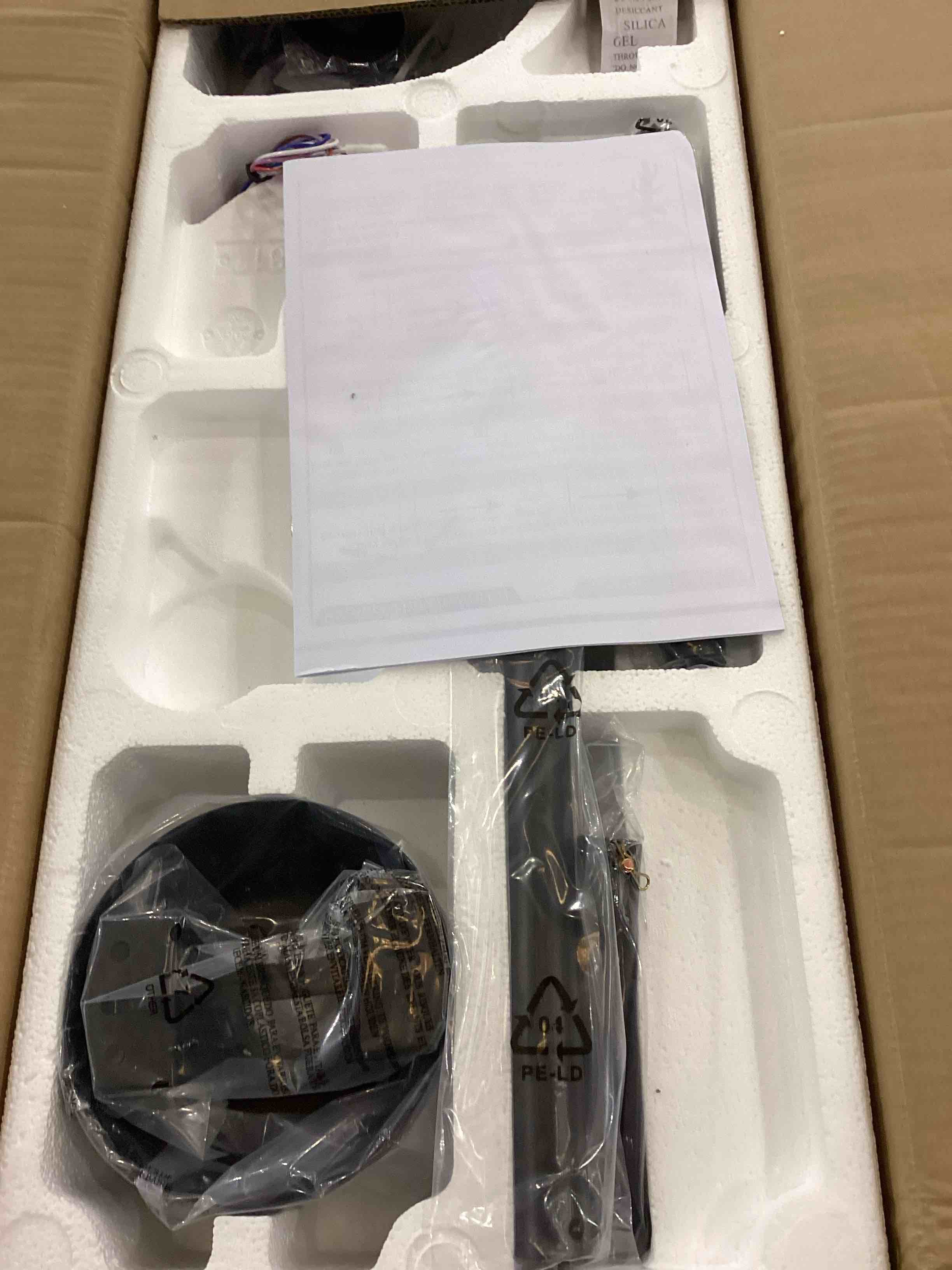 https://s3.amazonaws.com/lotting-images-prod/bidfta/BRN2348044_1758119391360.jpeg