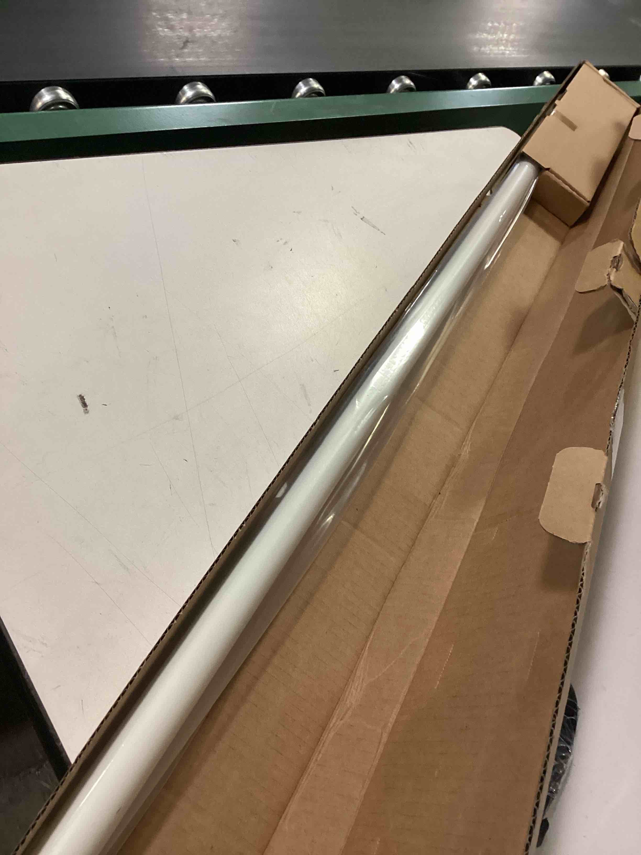 https://s3.amazonaws.com/lotting-images-prod/bidfta/BRN2381492_1760709082625.jpeg