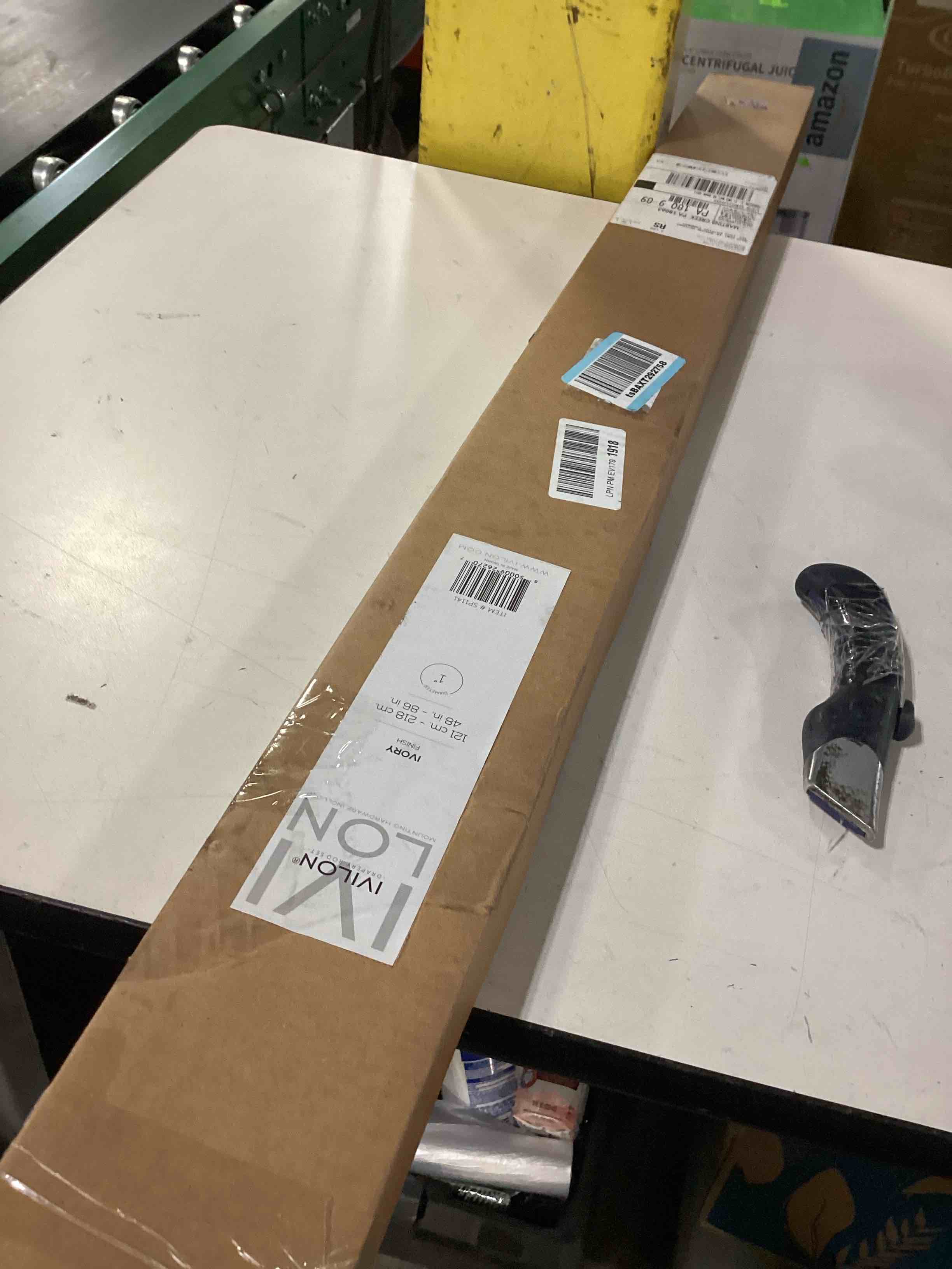 https://s3.amazonaws.com/lotting-images-prod/bidfta/BRN2381492_1760709106445.jpeg