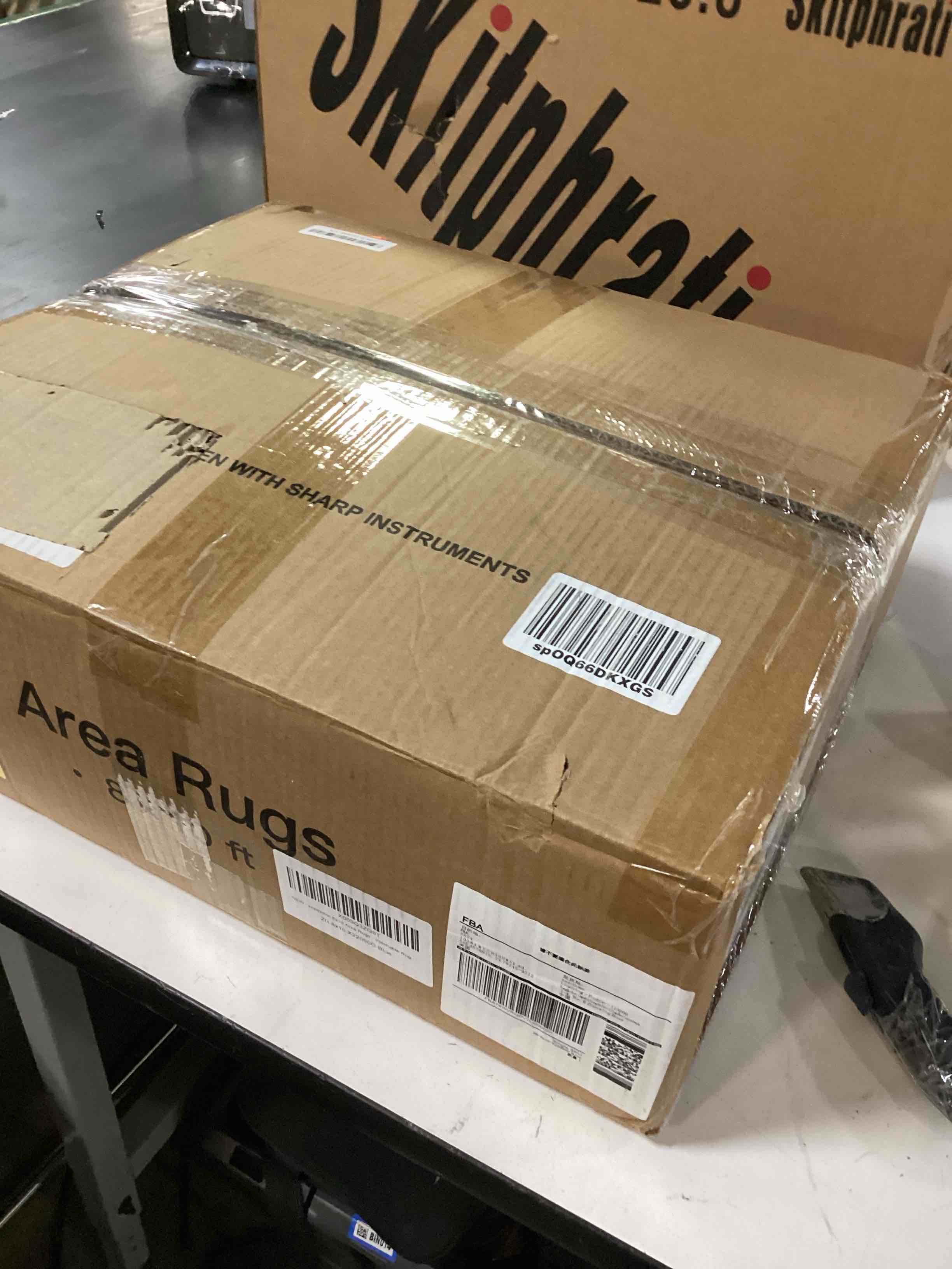 https://s3.amazonaws.com/lotting-images-prod/bidfta/BRN2381627_1760962495072.jpeg