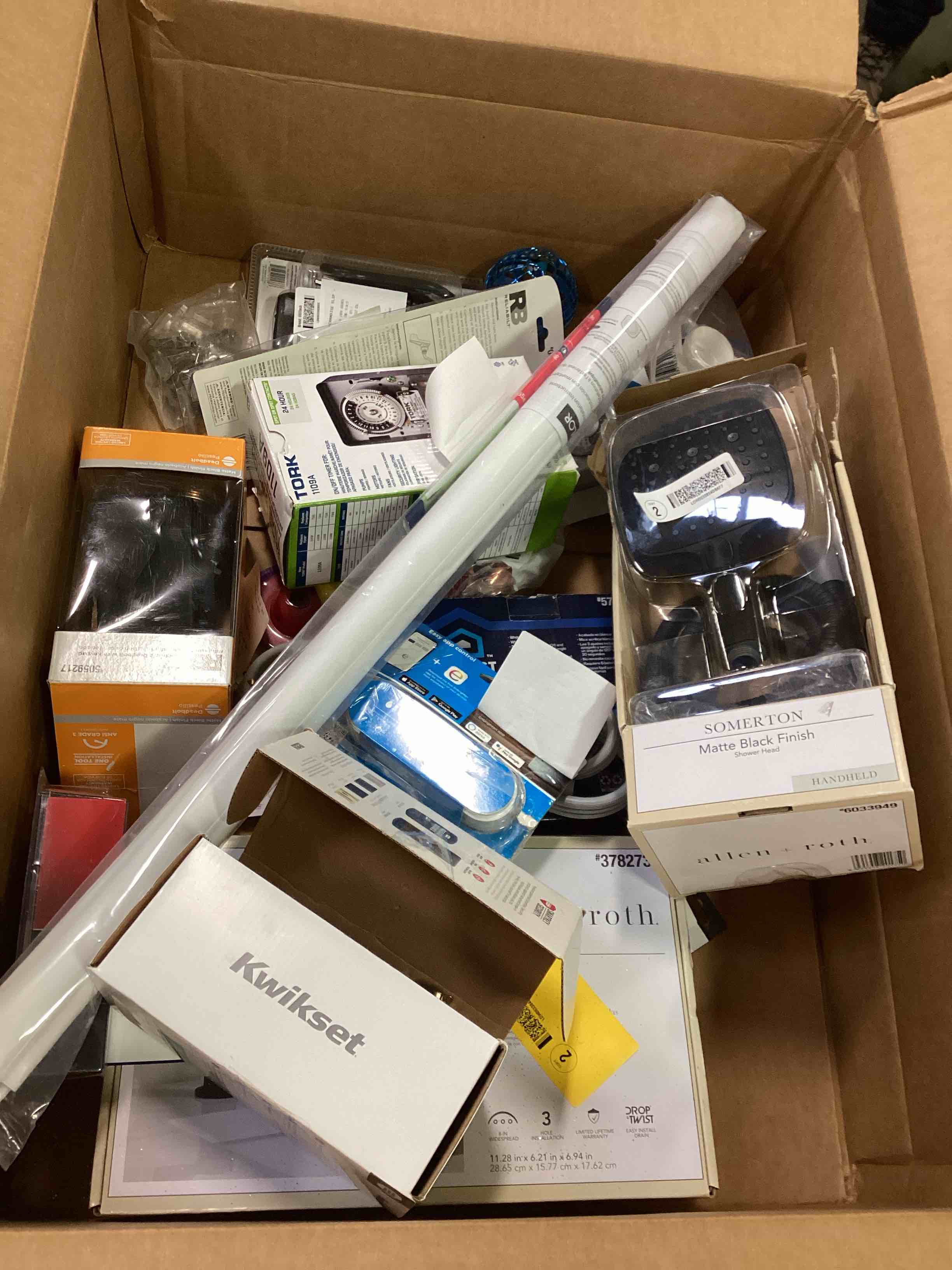 Condition photo showing Good Condition for Assorted Home Improvement Lot (Small Tools, Screw, Home Accessories, etc.)