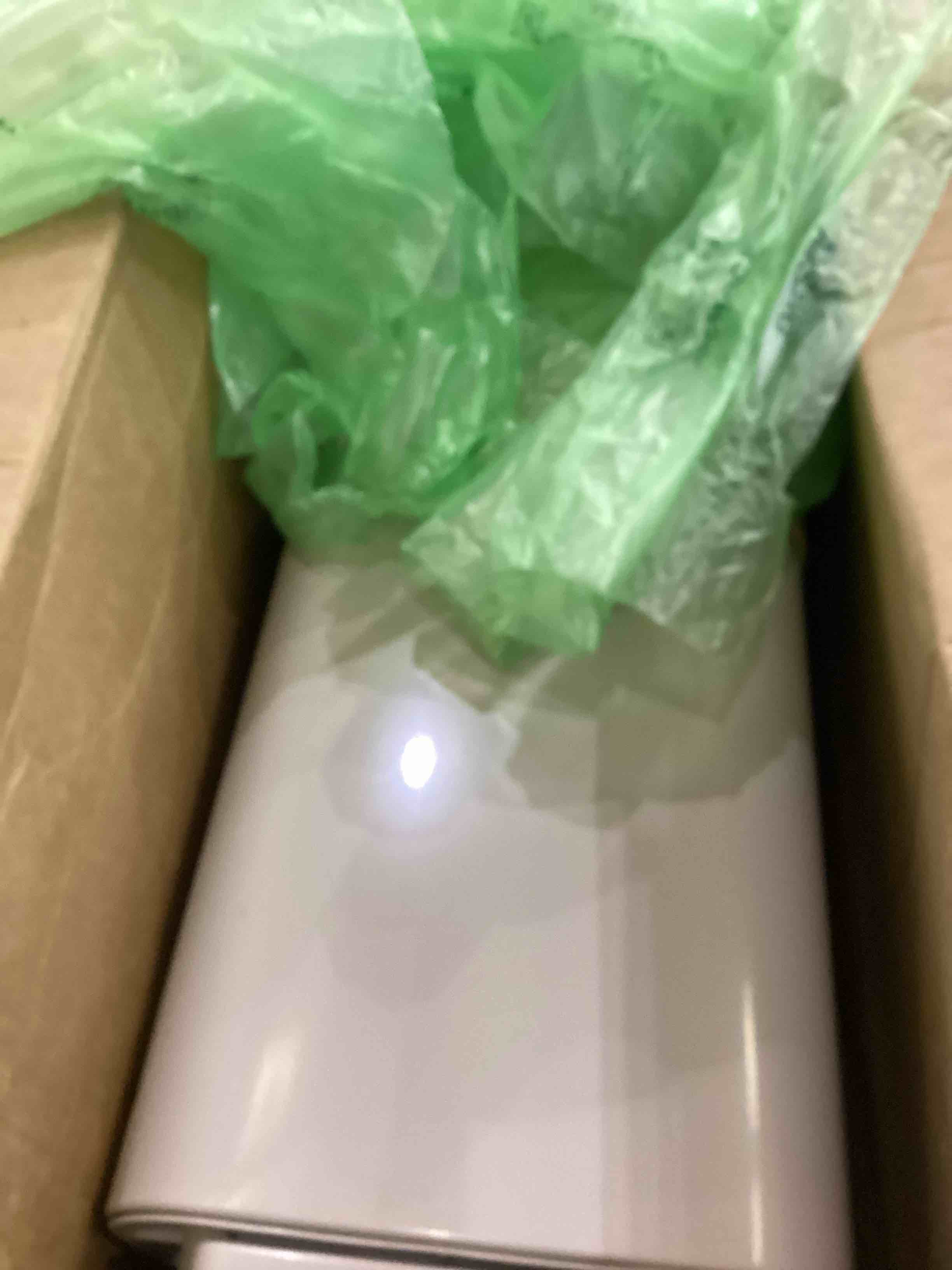 https://s3.amazonaws.com/lotting-images-prod/bidfta/BRN2469810_1759938622731.jpeg
