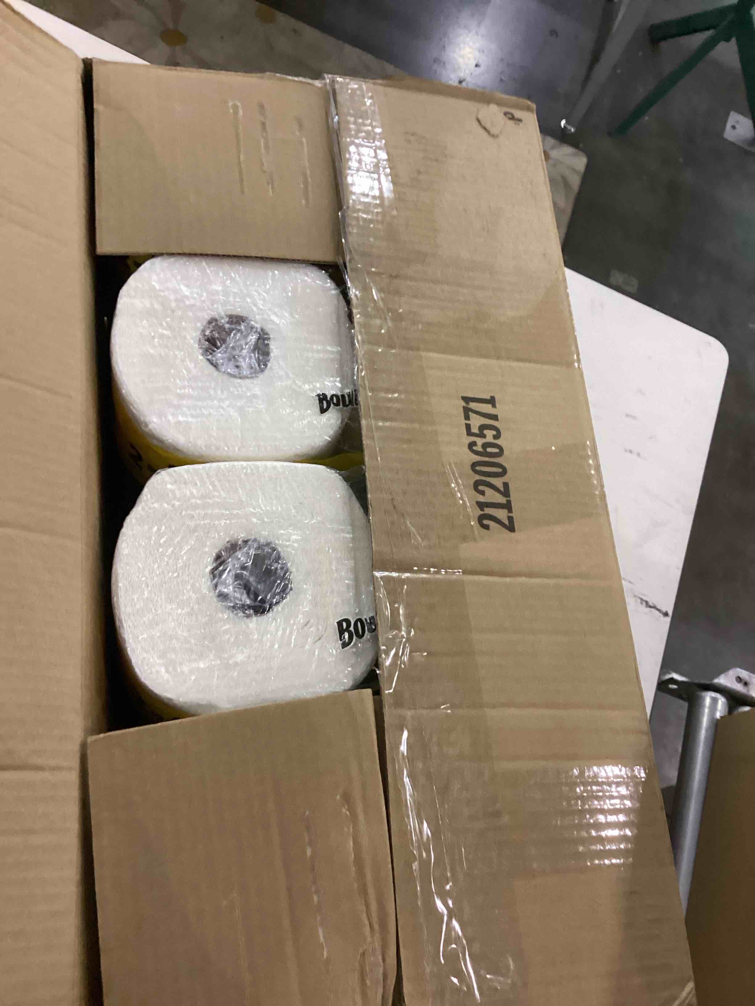 https://s3.amazonaws.com/lotting-images-prod/bidfta/BRN2477323_1761137170132.jpeg