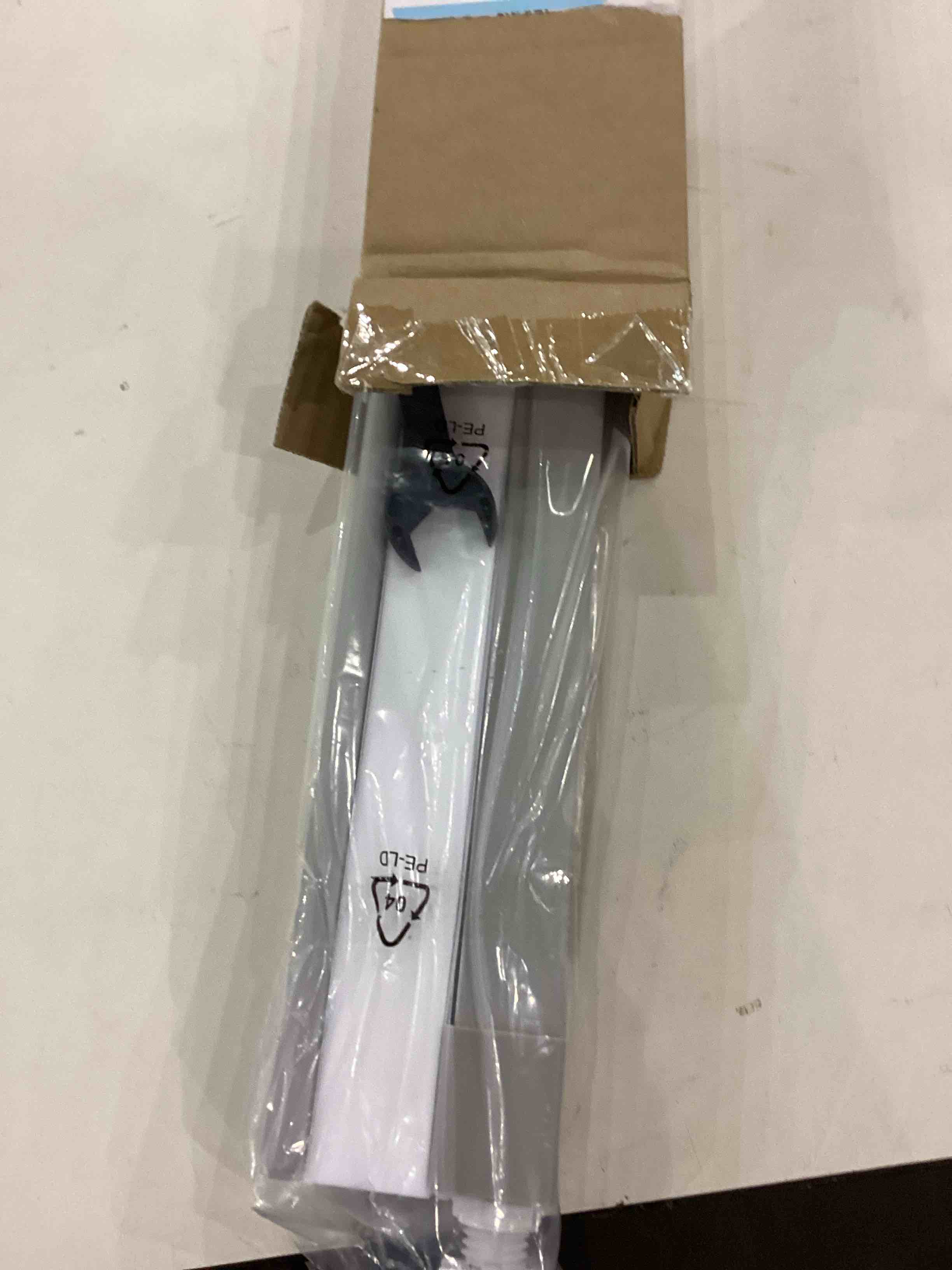 https://s3.amazonaws.com/lotting-images-prod/bidfta/BRN2479506_1760009841101.jpeg