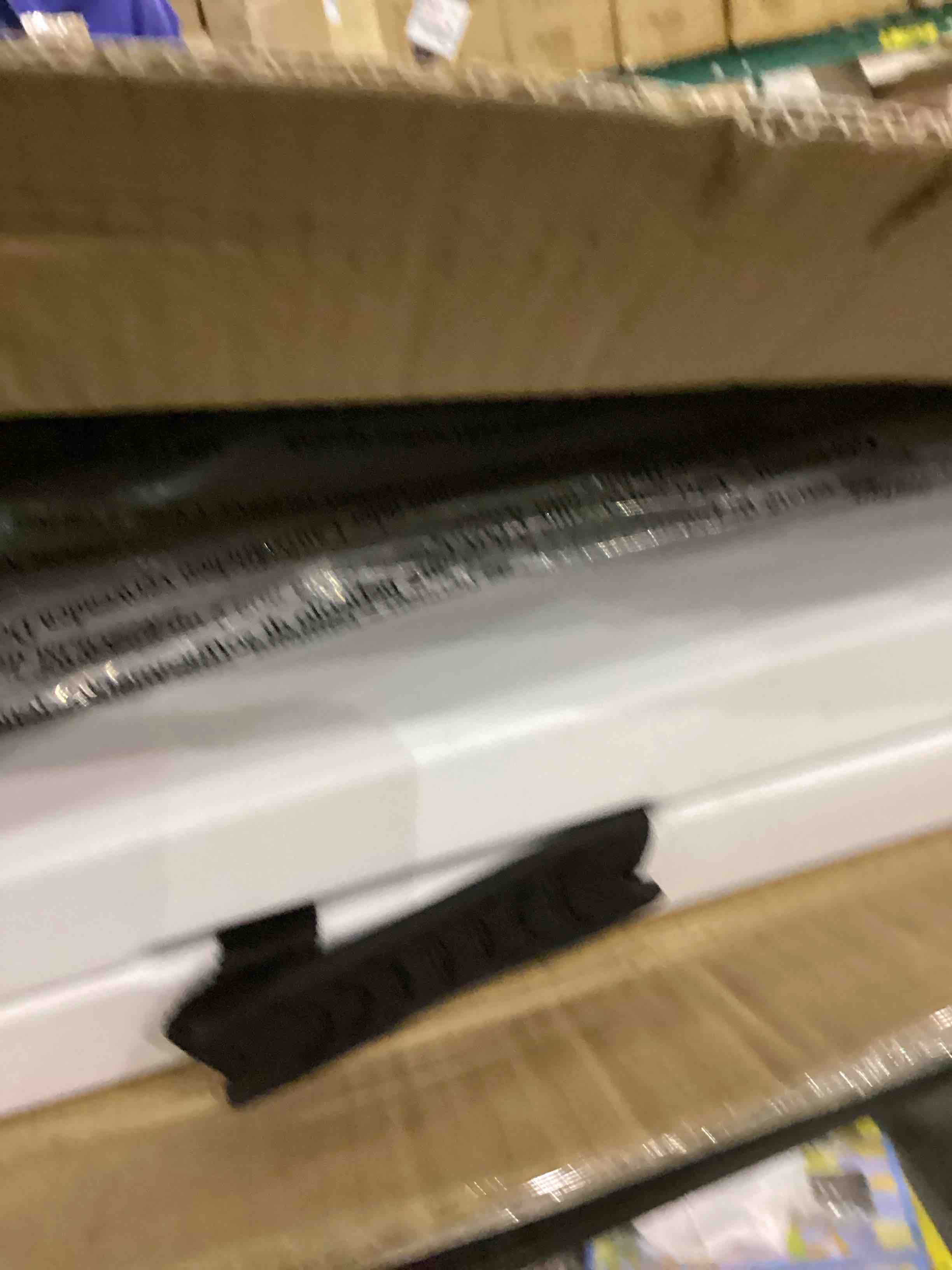 https://s3.amazonaws.com/lotting-images-prod/bidfta/BRN2479632_1760014564984.jpeg