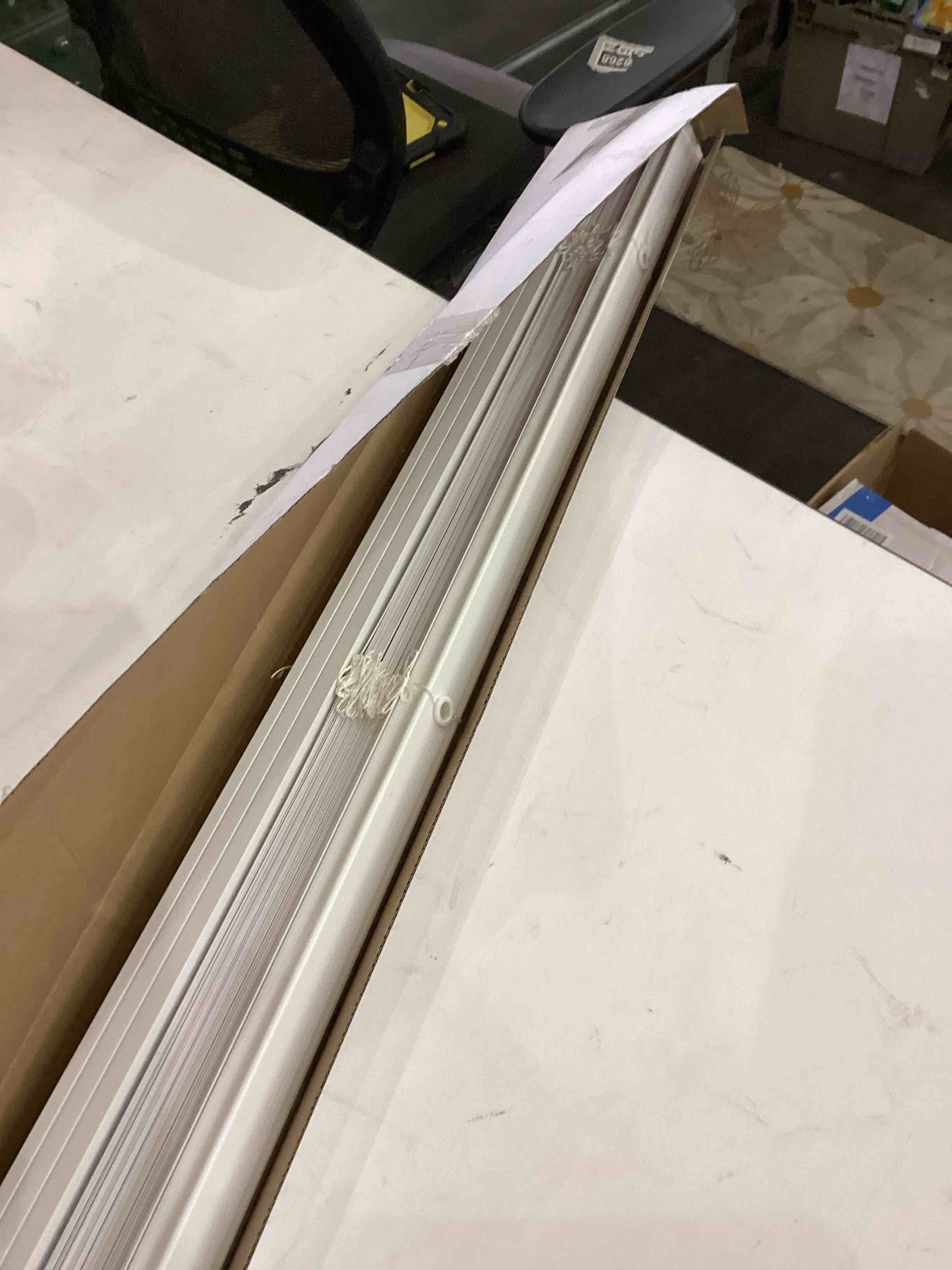 https://s3.amazonaws.com/lotting-images-prod/bidfta/BRN2481936_1760450712969.jpeg