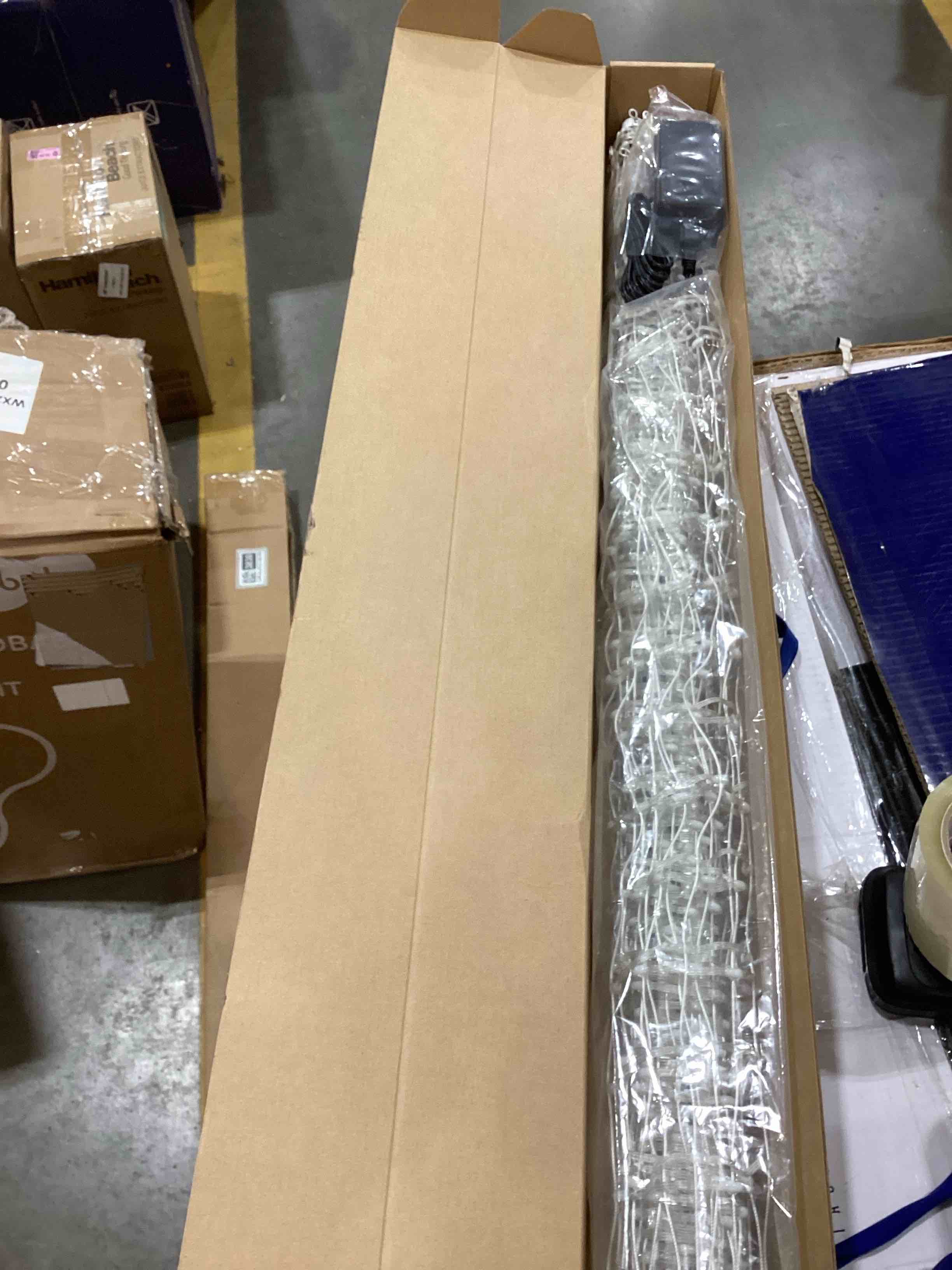 Condition photo showing As Is for Net lights