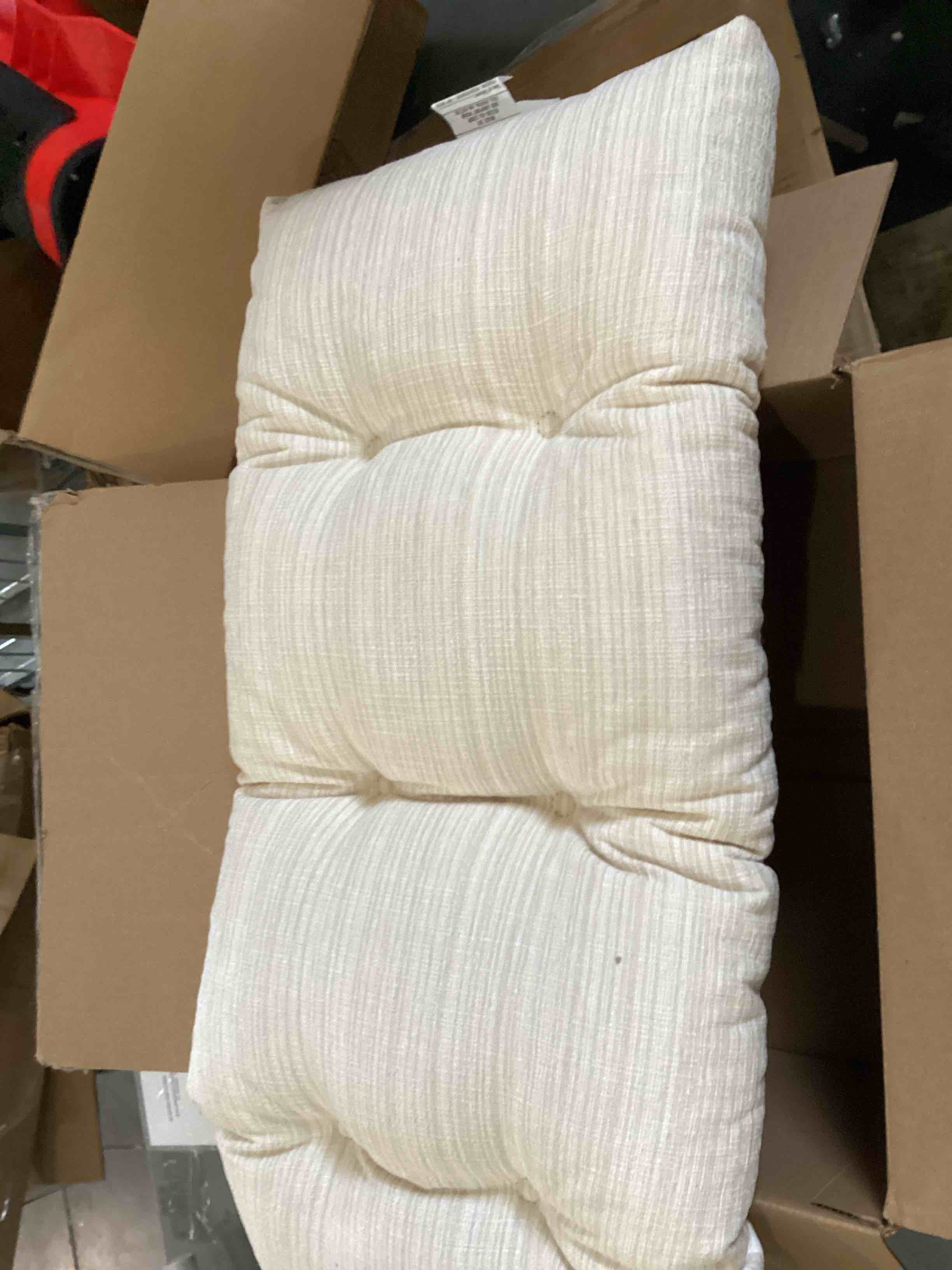 Condition photo showing As Is for Klear Vu The Gripper Non-Slip Tufted Bench Cushion 