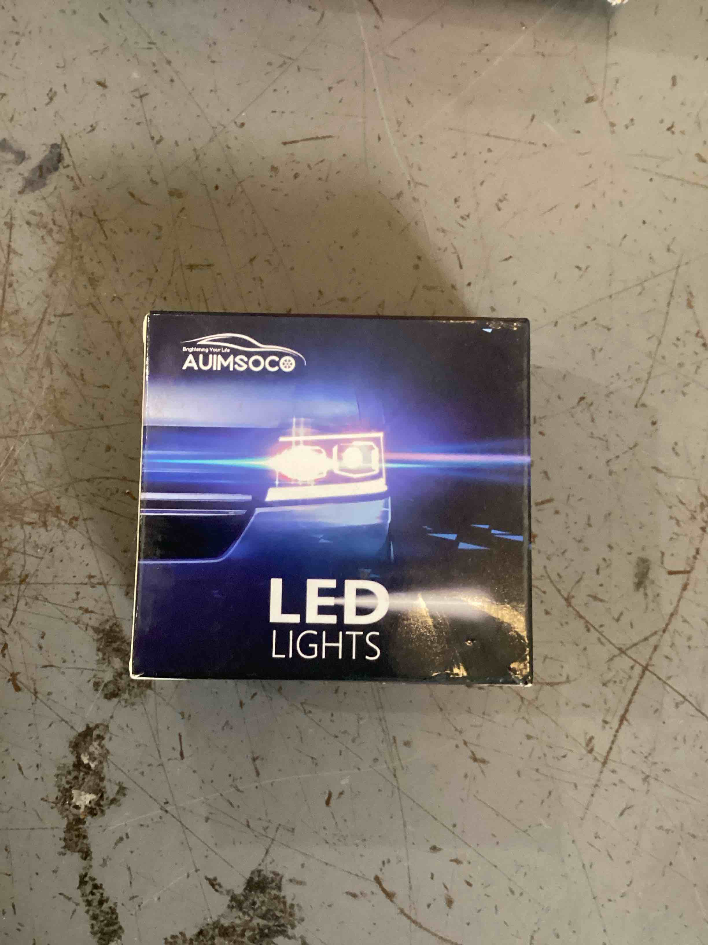 Condition photo showing As Is for AUIMSOCO LED Lights, R0905-U2 H11