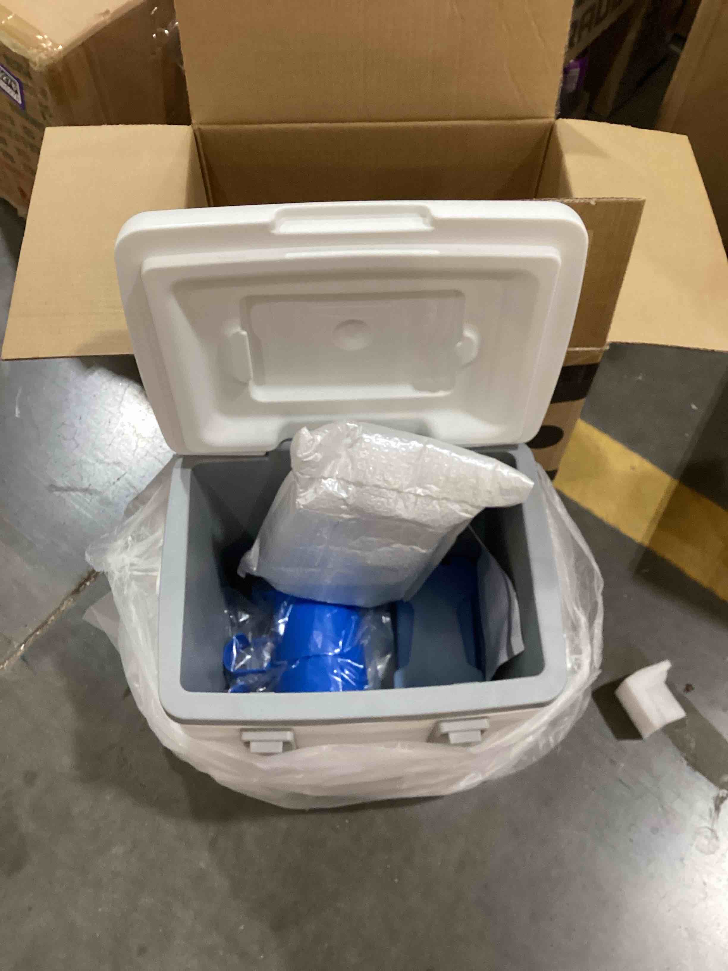 Condition photo showing Good Condition for VIVOHOME 13QT Portable Pool Cooler with Handle - Hanging Poolside Design, Insulated Hard Cooler for Above-Ground Pools, Keeps Drinks Cold Up to 3 Days, Great for Pool Party, Fishing, Camping, Beach