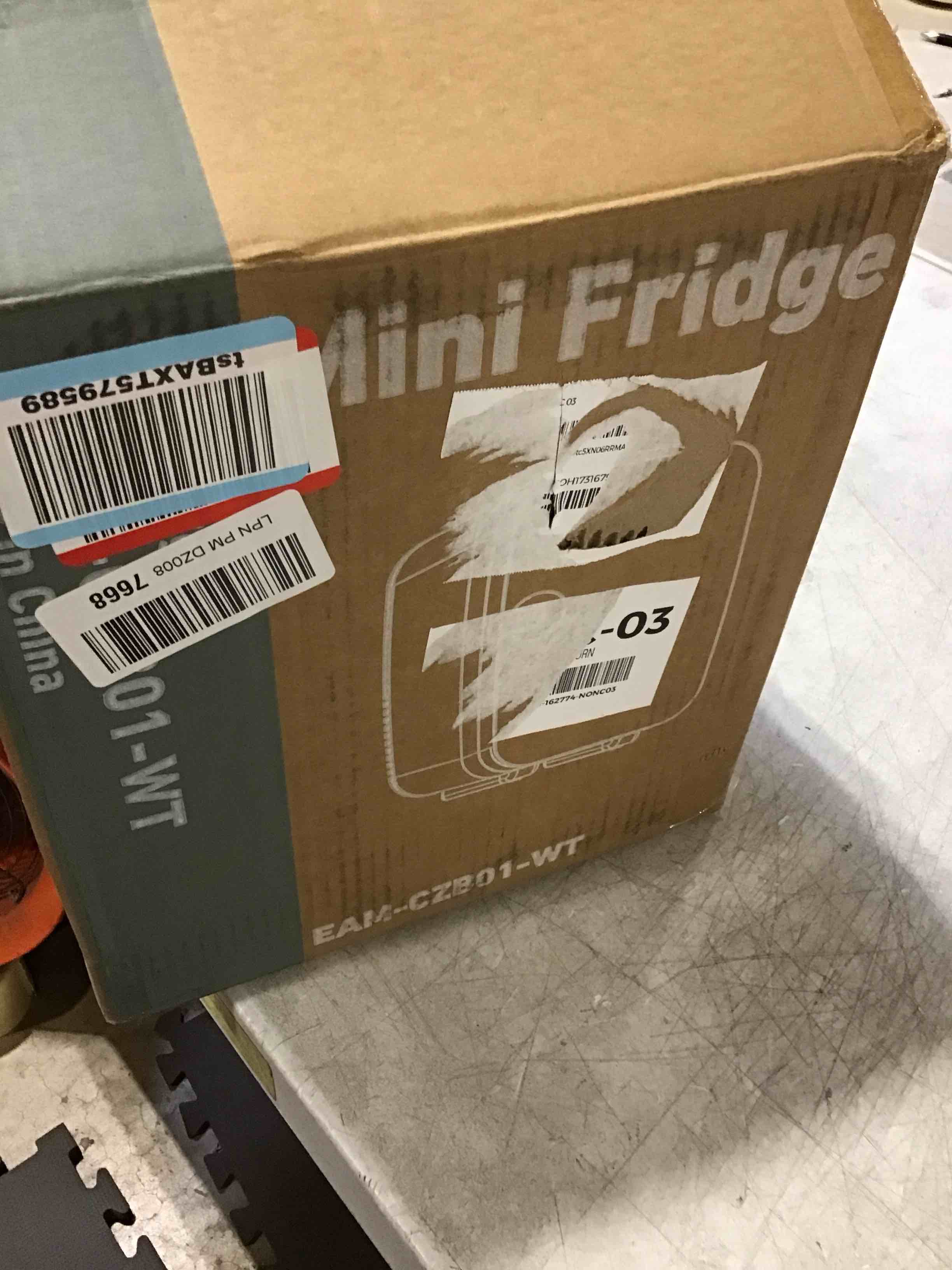 https://s3.amazonaws.com/lotting-images-prod/bidfta/BRN2512228_1750700693885.jpeg