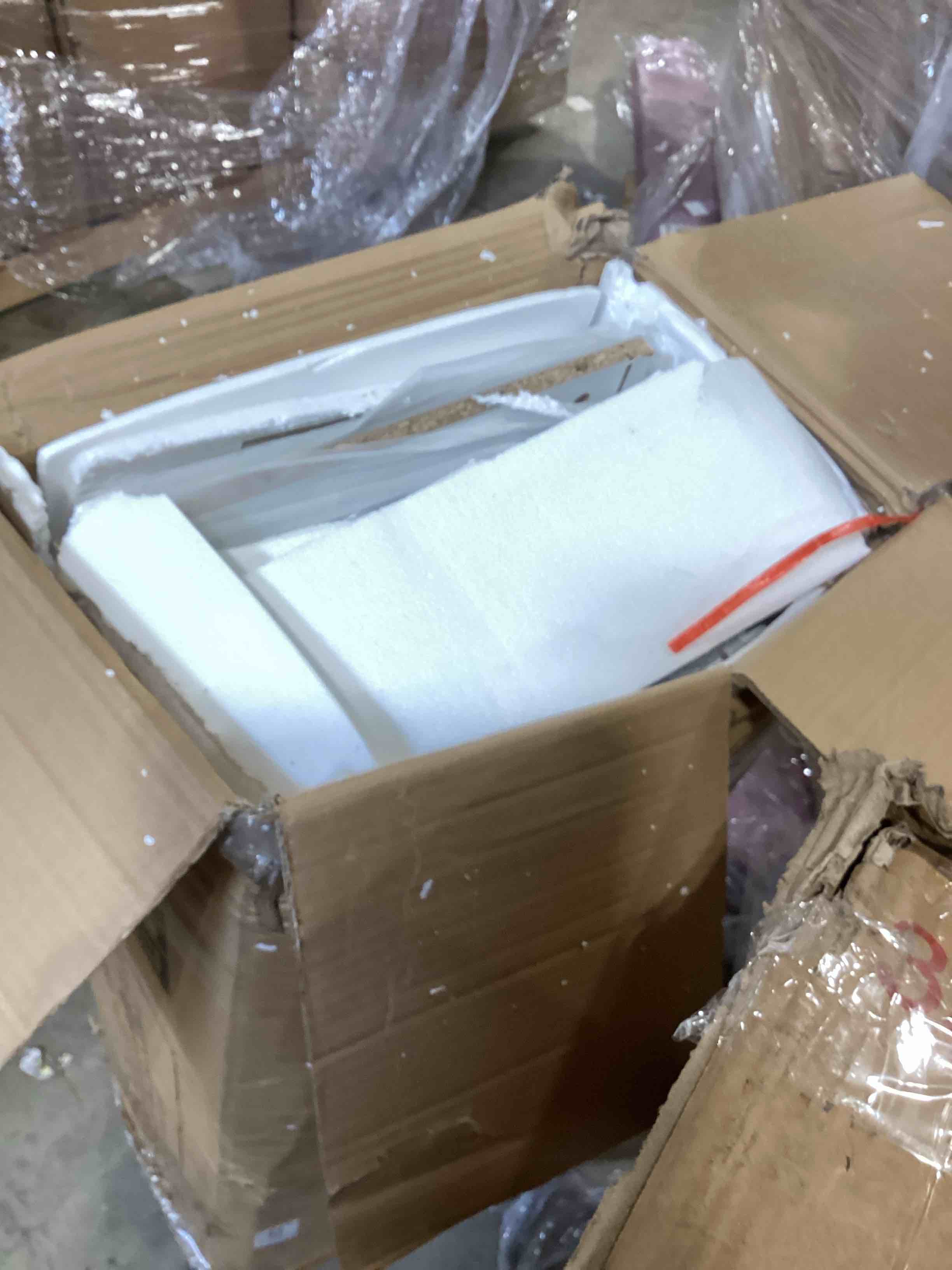 https://s3.amazonaws.com/lotting-images-prod/bidfta/BRN2512907_1751906939289.jpeg