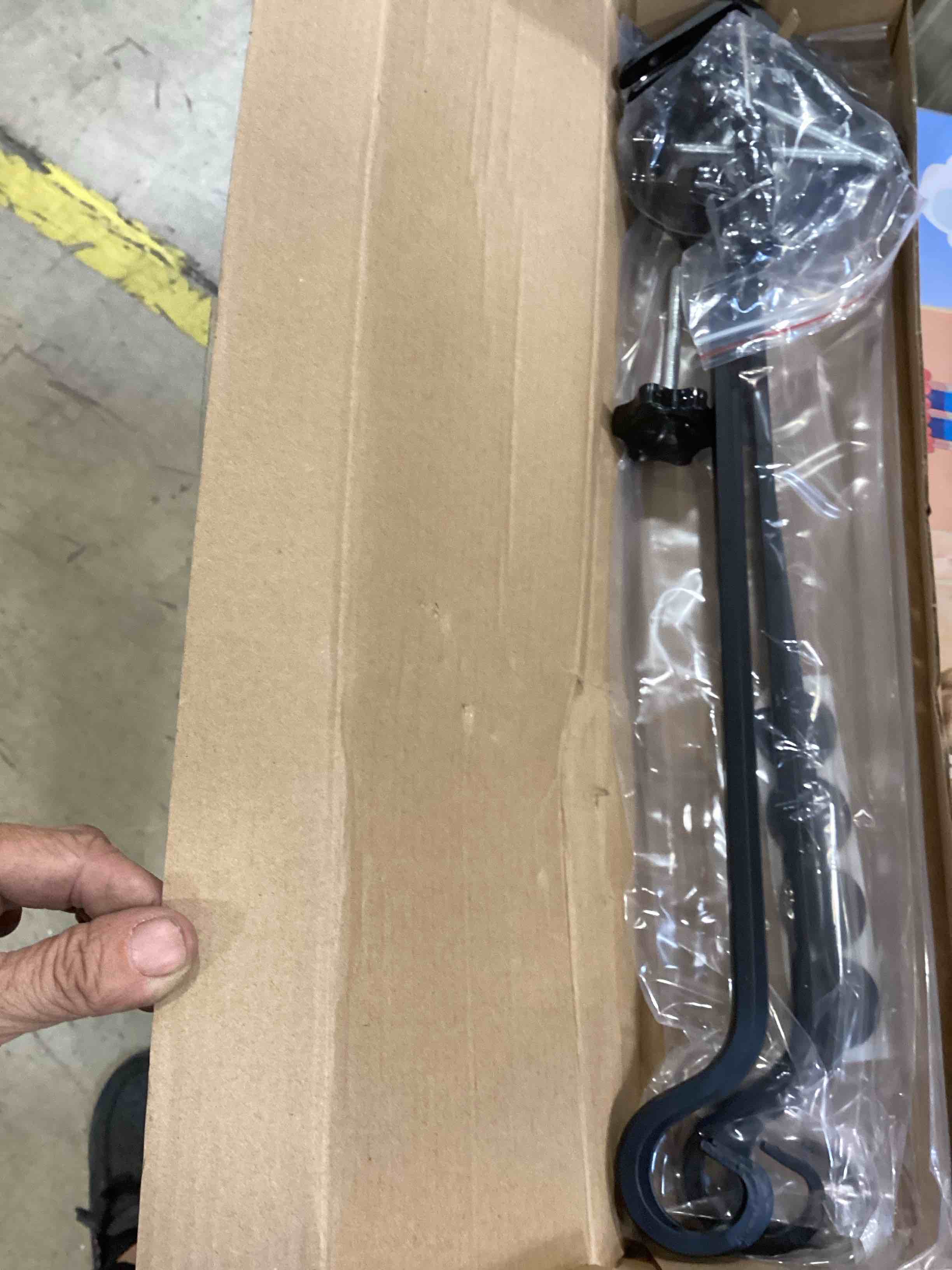 https://s3.amazonaws.com/lotting-images-prod/bidfta/BRN2513189_1755626214450.jpeg