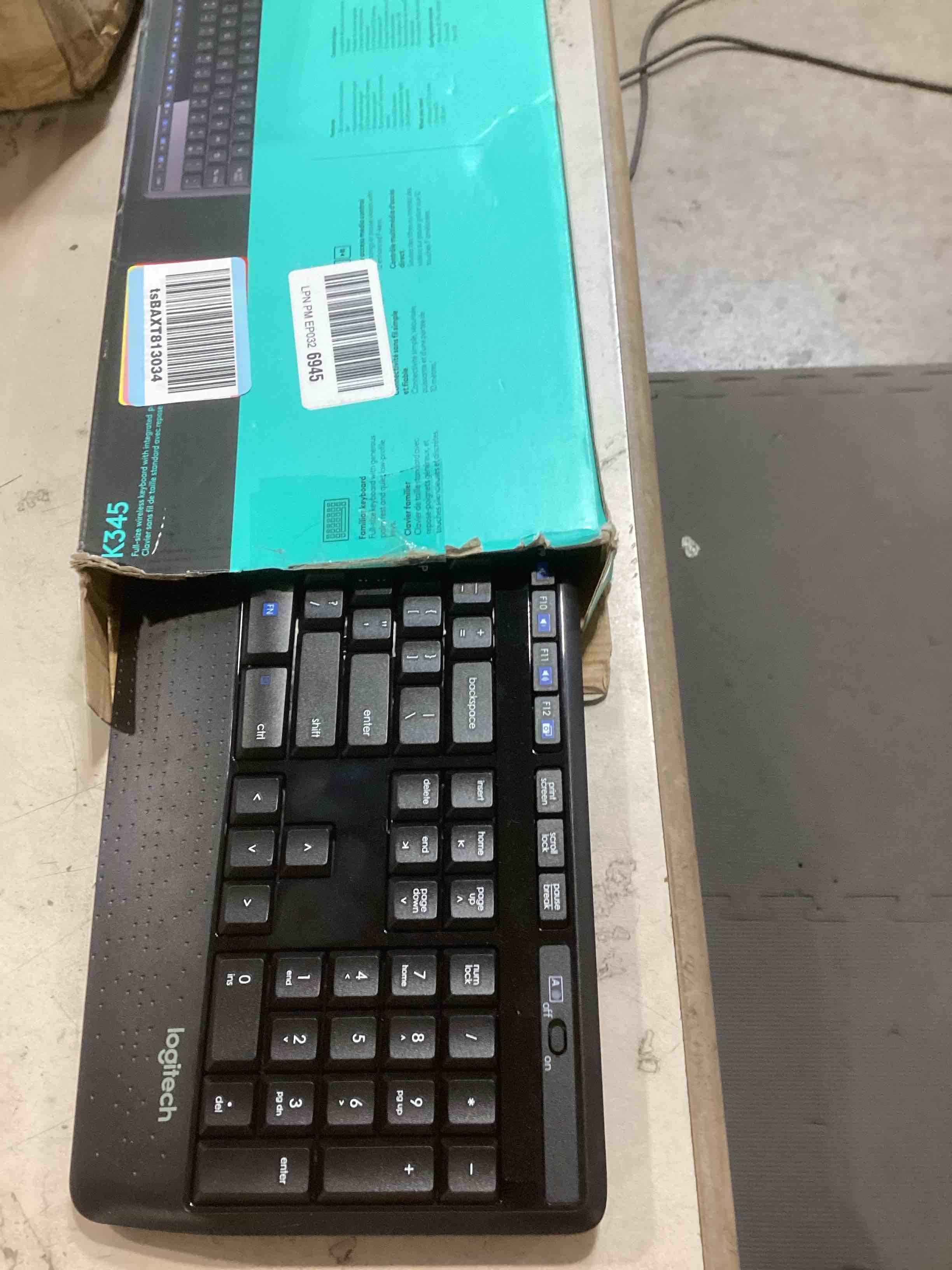 https://s3.amazonaws.com/lotting-images-prod/bidfta/BRN2513306_1756912101743.jpeg