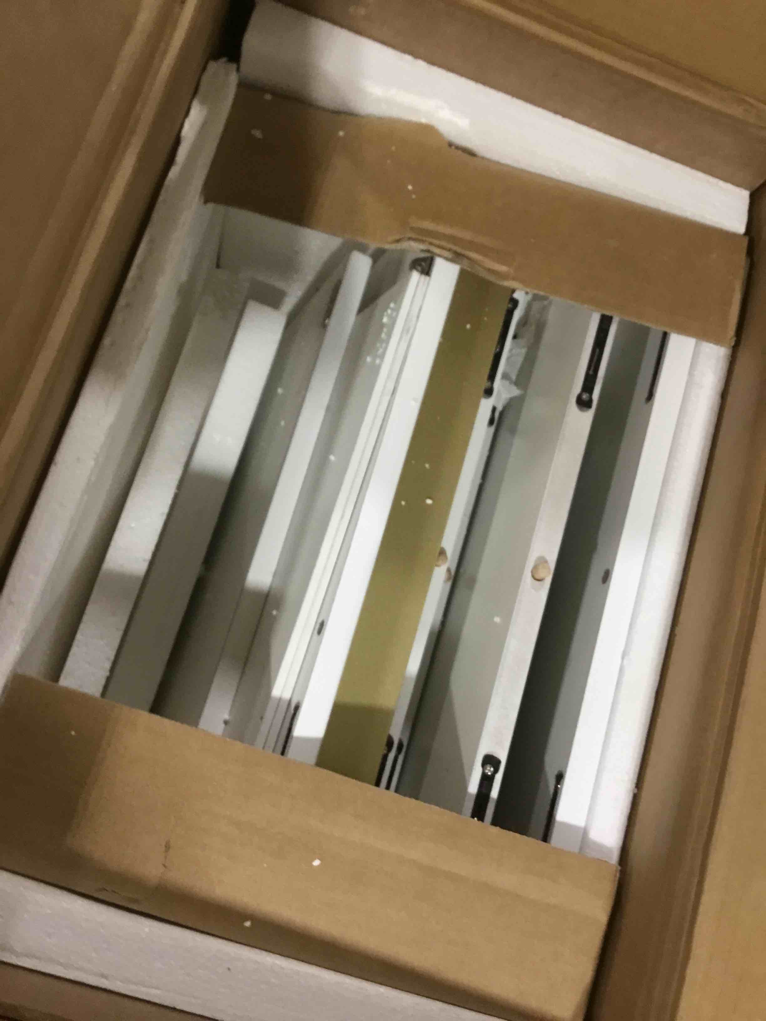 https://s3.amazonaws.com/lotting-images-prod/bidfta/BRN2515432_1748371319691.jpeg