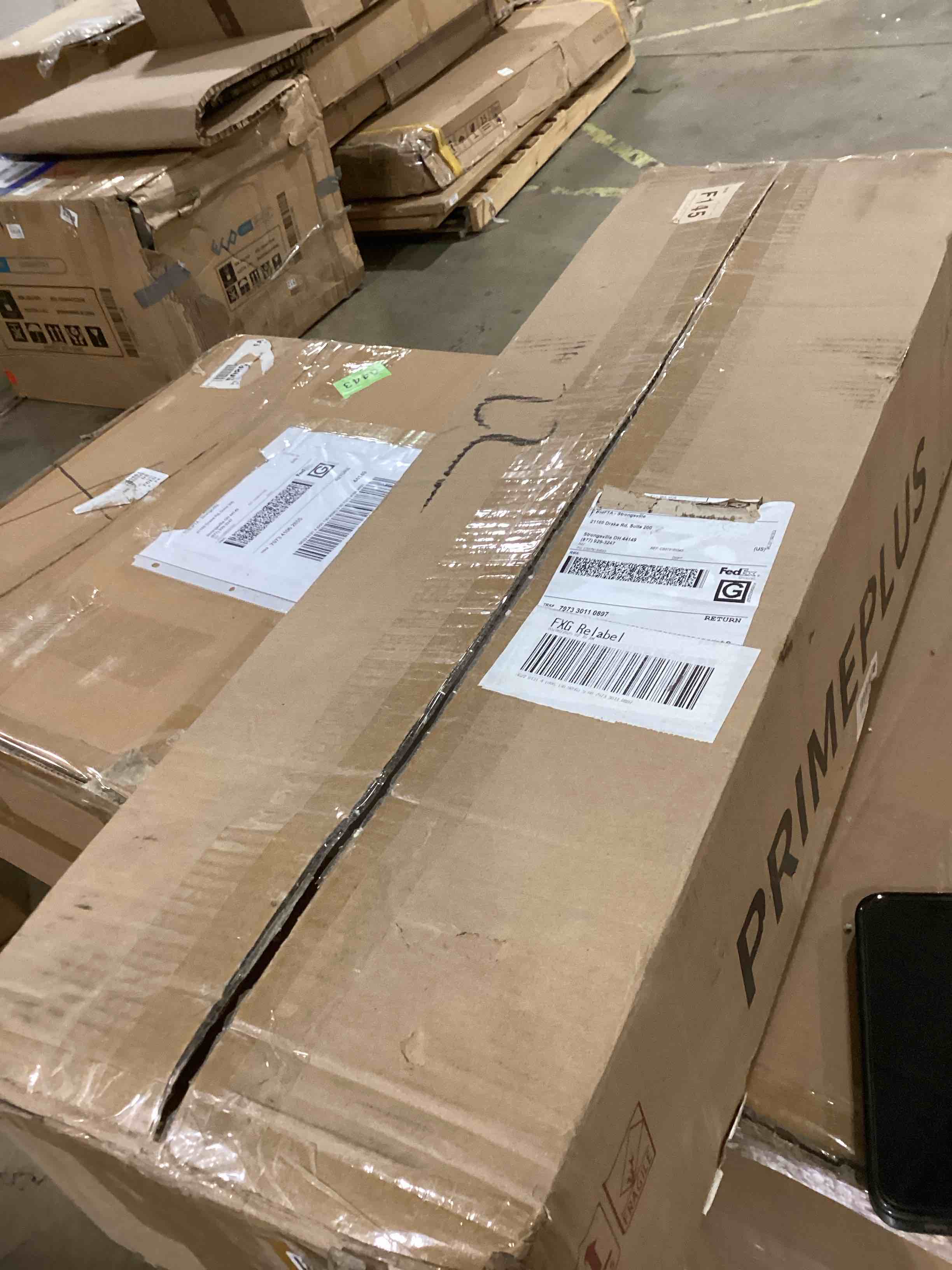 https://s3.amazonaws.com/lotting-images-prod/bidfta/BRN2516247_1749475986424.jpeg