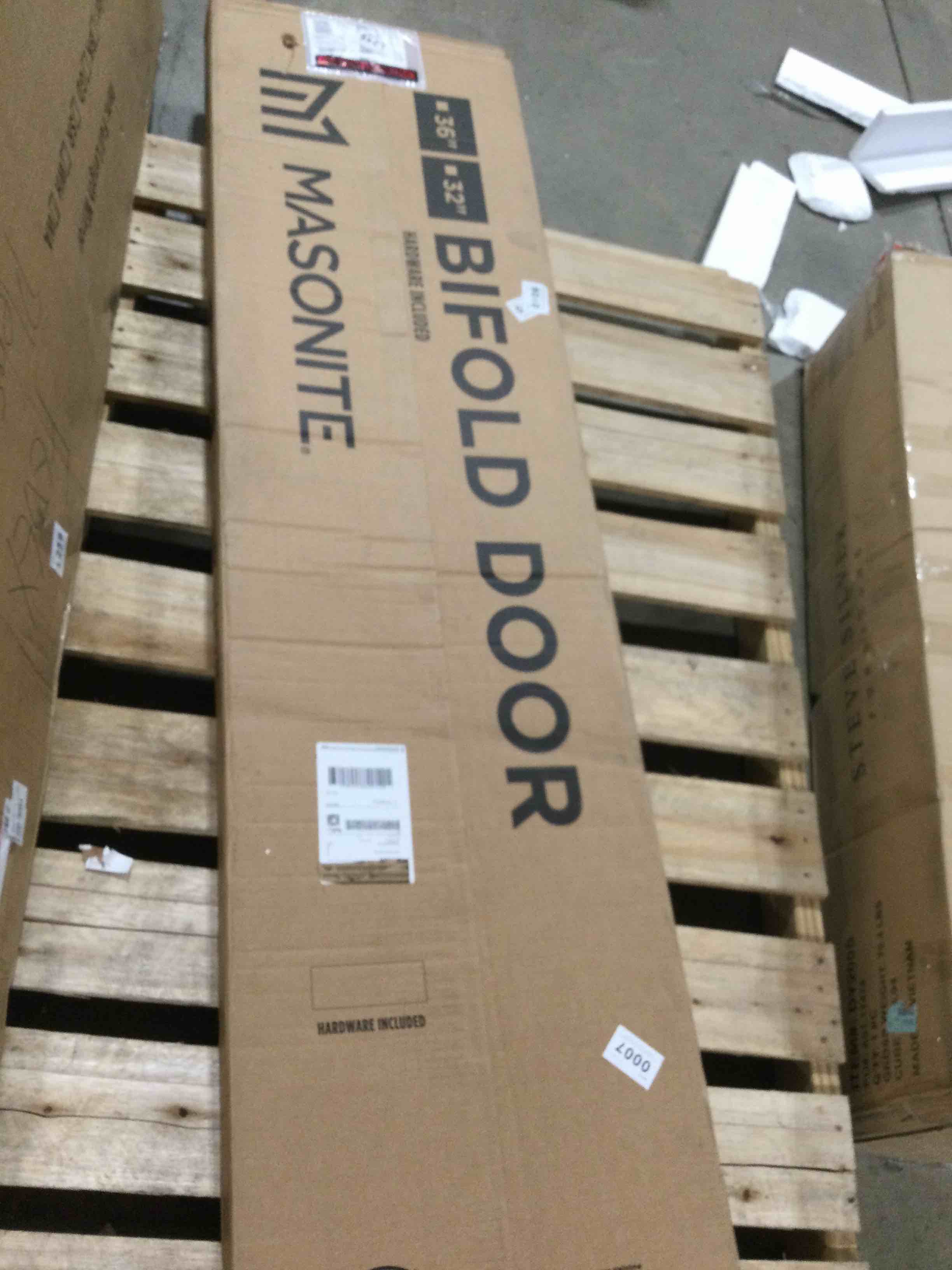 https://s3.amazonaws.com/lotting-images-prod/bidfta/BRN2516299_1749489957266.jpeg