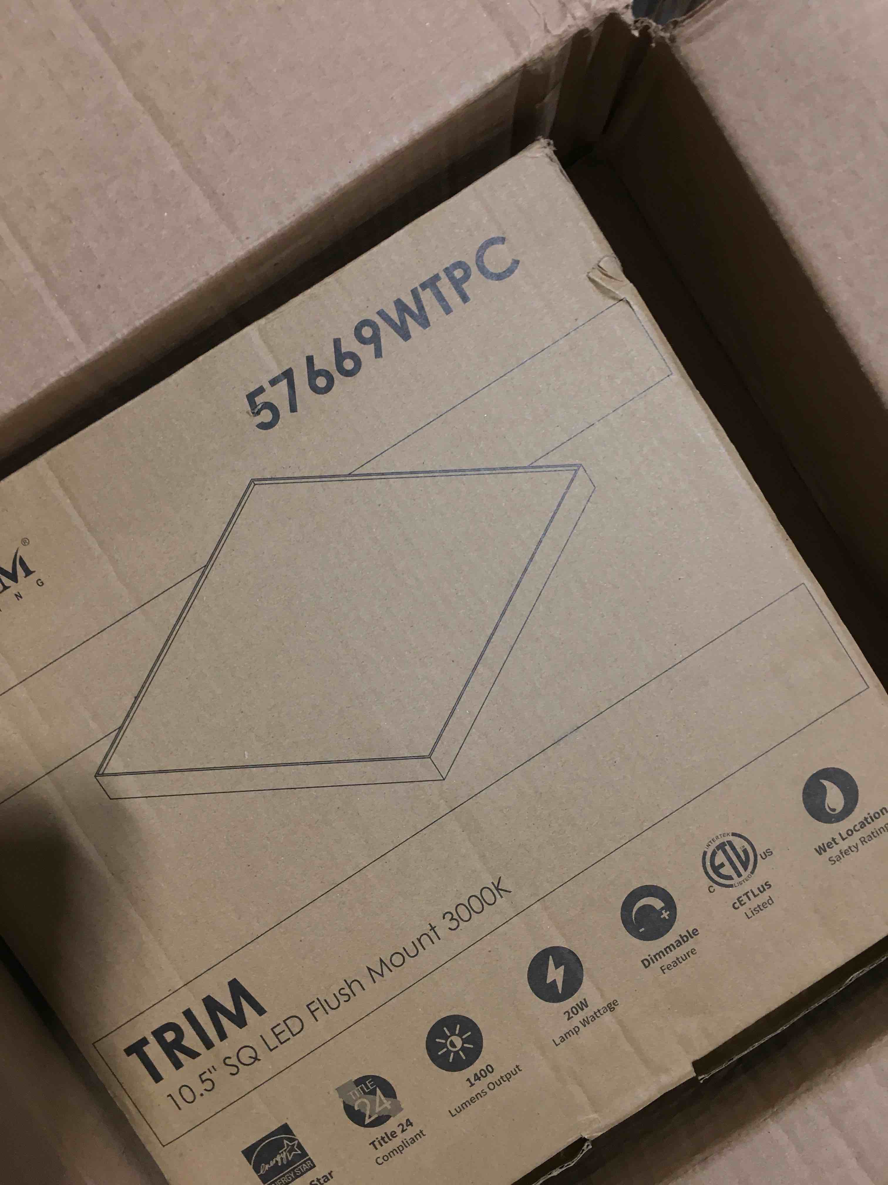 https://s3.amazonaws.com/lotting-images-prod/bidfta/BRN2517126_1750333515382.jpeg