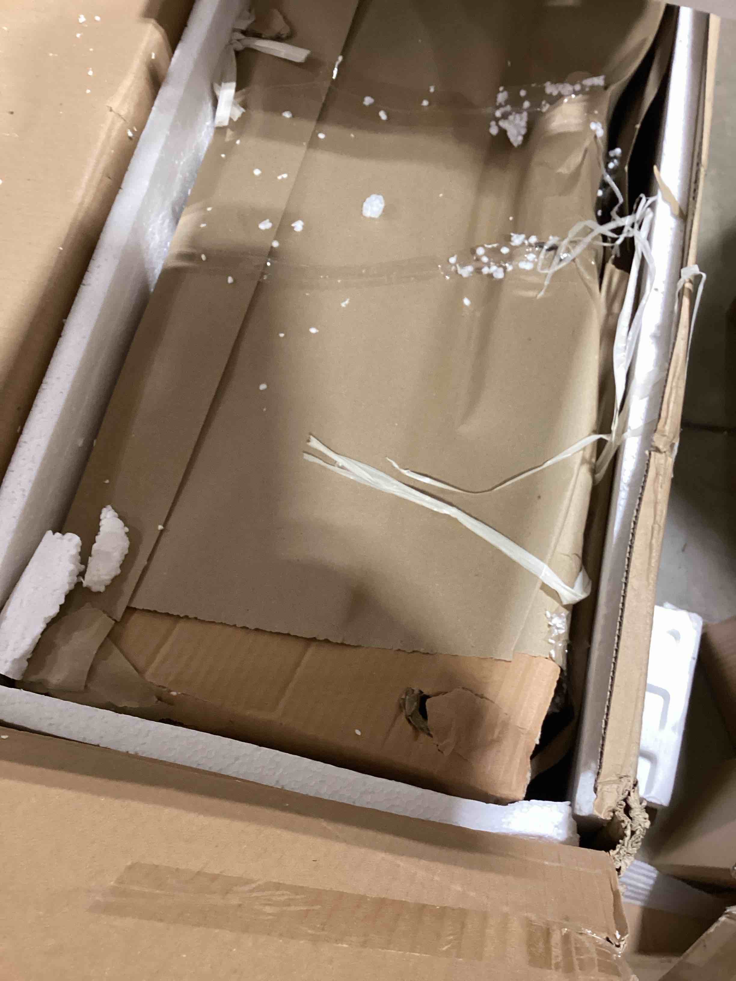 https://s3.amazonaws.com/lotting-images-prod/bidfta/BRN2517266_1750421563614.jpeg