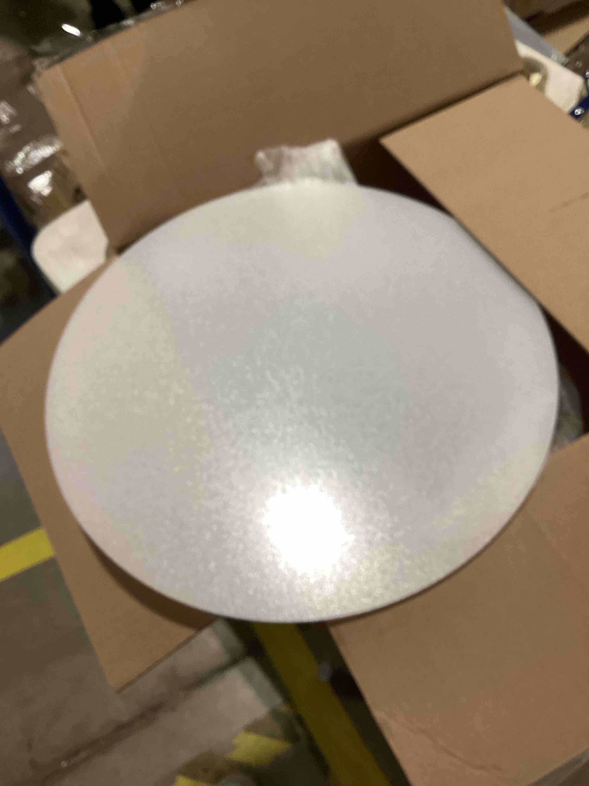 Condition photo showing Good Condition for 12 Inches White Round Sturdy Cake Board Drums for Displaying Cakes, 1/2 Inch Thick, (1-Pack)