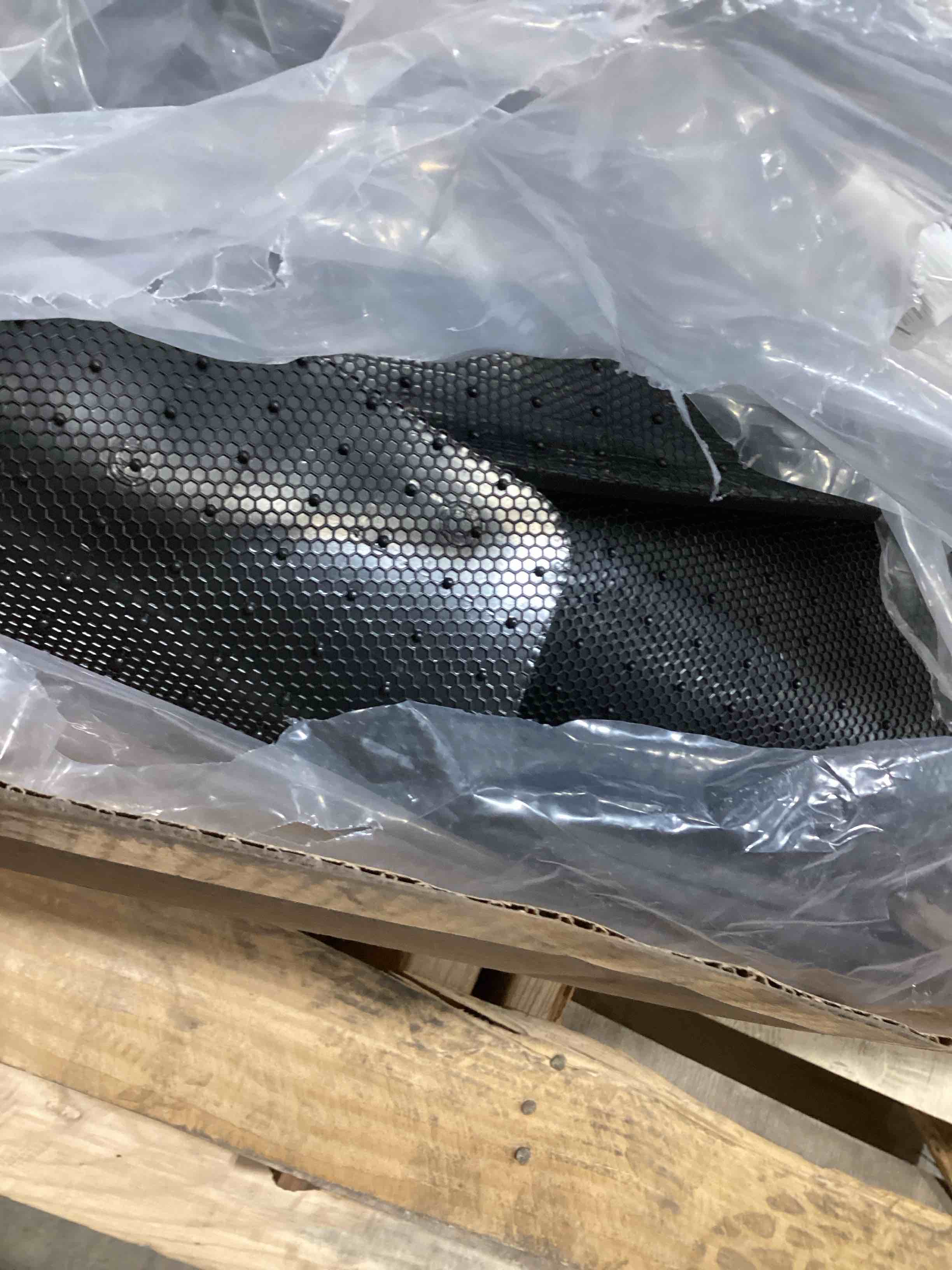 Condition photo showing Good Condition for teemo pool mats for deck rubber drainage 