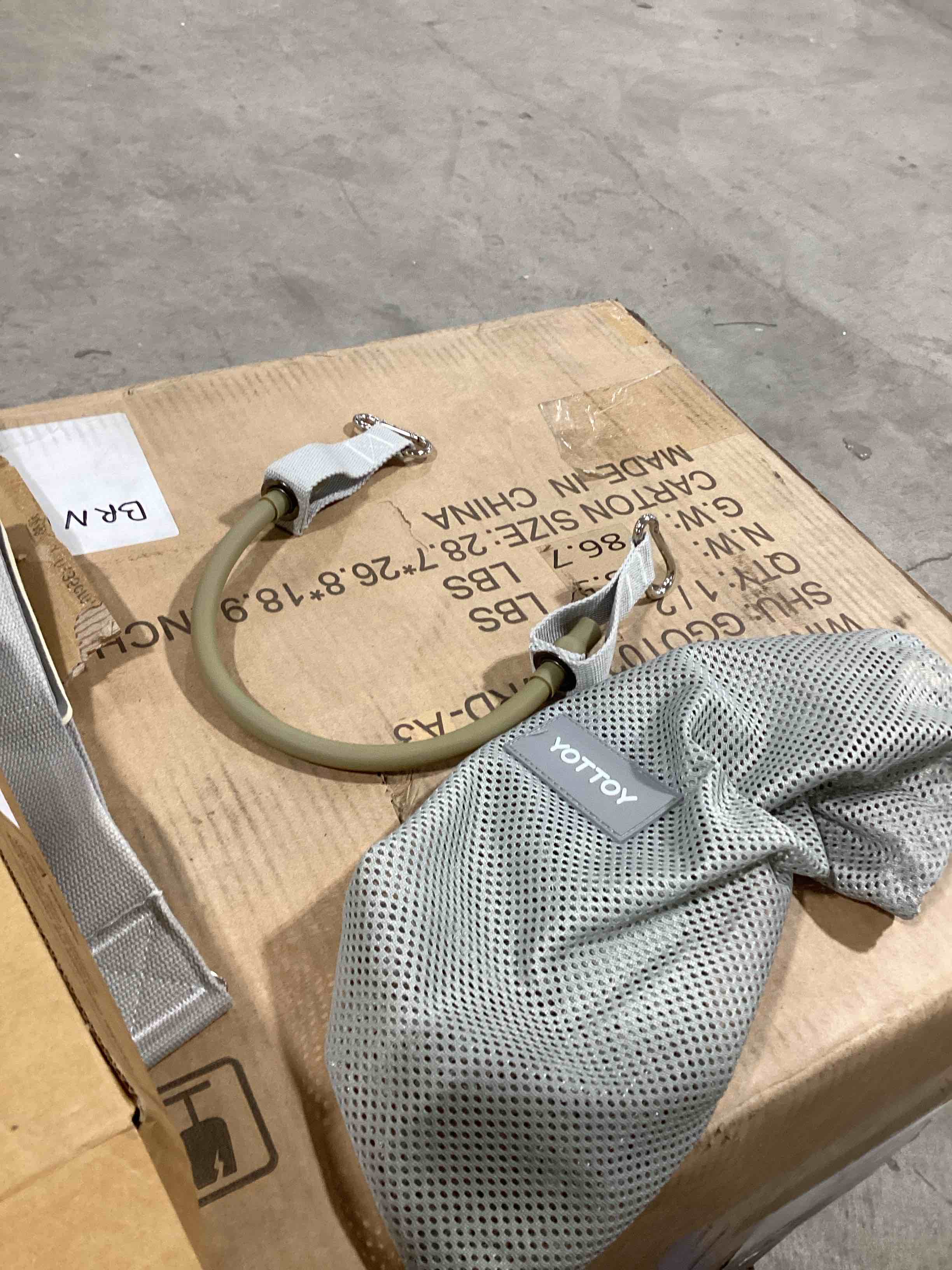 https://s3.amazonaws.com/lotting-images-prod/bidfta/BRN2527160_1777995669246.jpeg