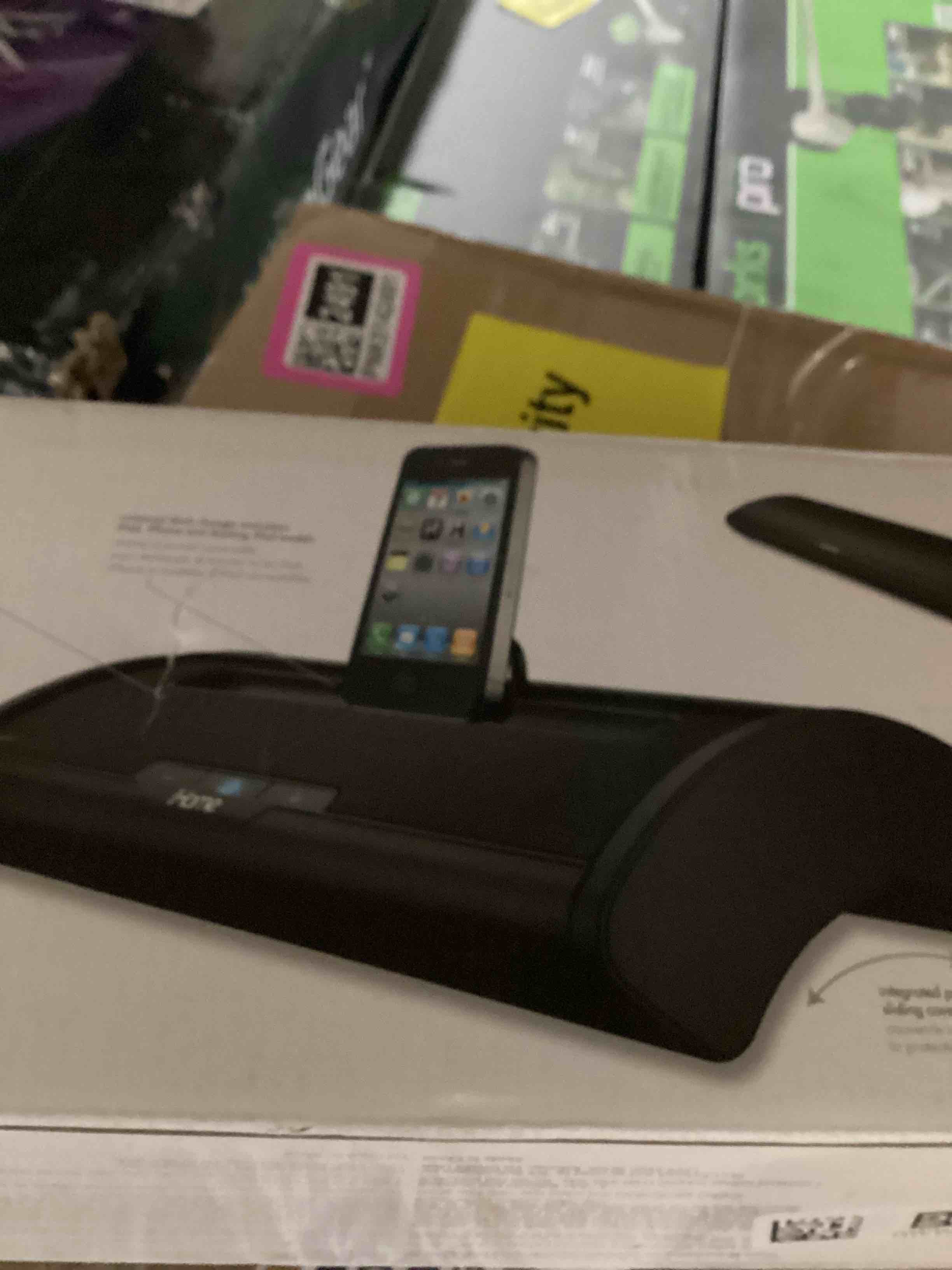 Condition photo showing Good Condition for ihome id55b portable stereo system with sliding cover for iphone/ipad/ipod, black