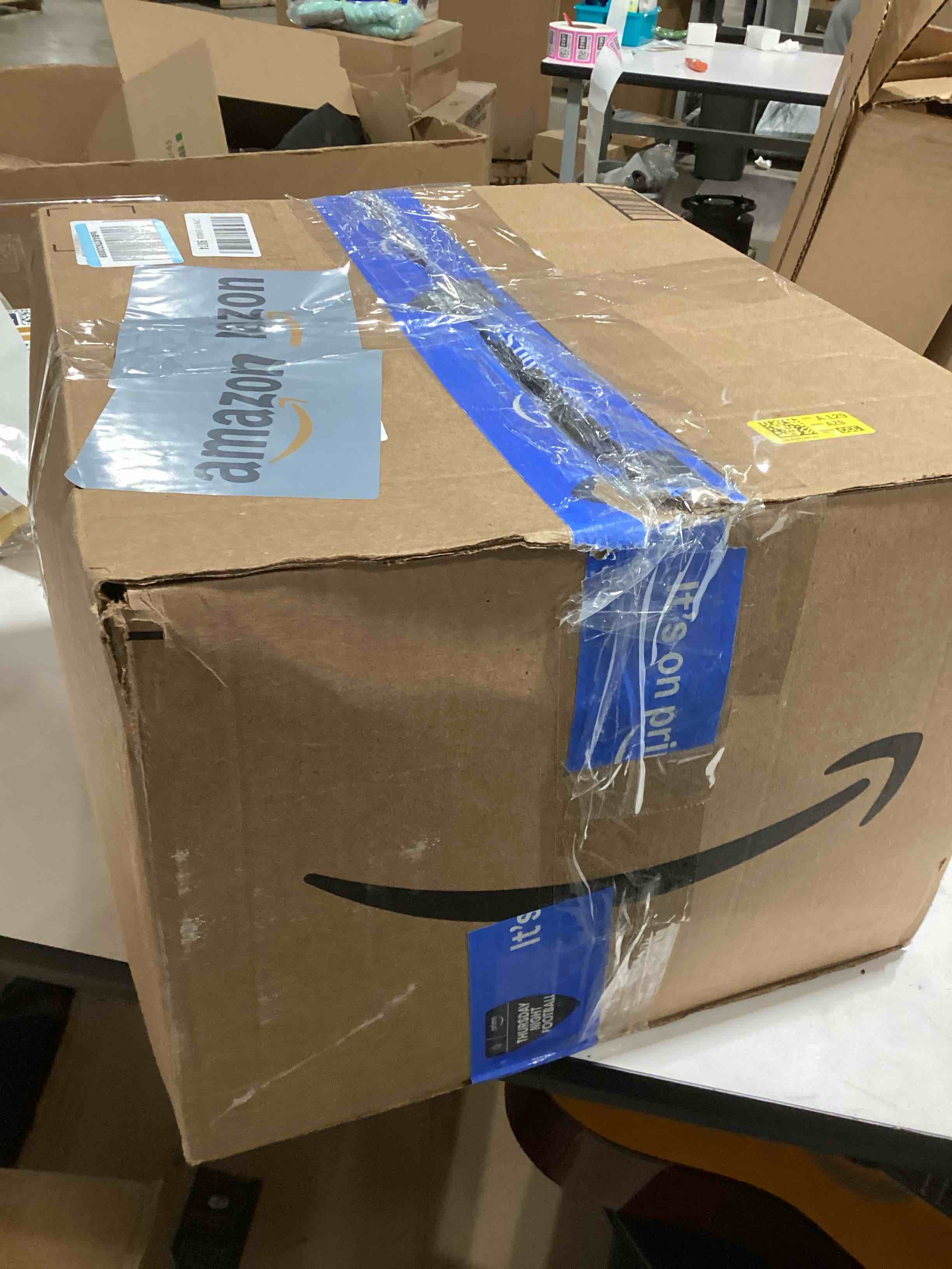  Amazon Basics 16" DC Motor Standing Floor Fan, 12 Speed with Remote, 3 Breeze Modes, Dual-Layered Blades (10 Blades), Timer, Energy Efficiency and Quiet