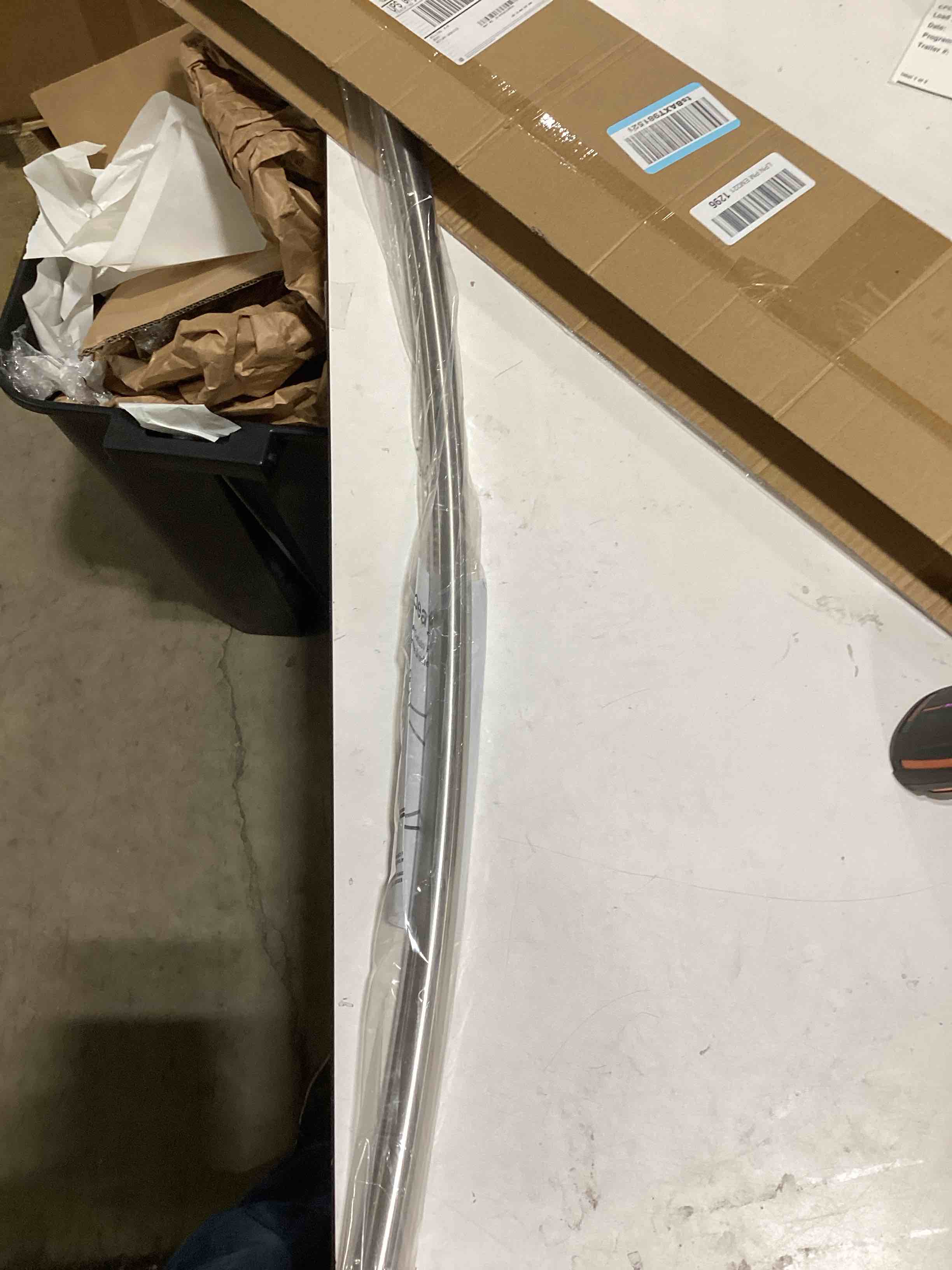 Curved Shower Curtain Rod, Adjustable 40-72 inches Extra Wide Curved Shower Rods for Bathroom, Rust proof Shower Rod, Premium Stainless Steel Curved Curtain Rod for Shower, Bathtub, Silver