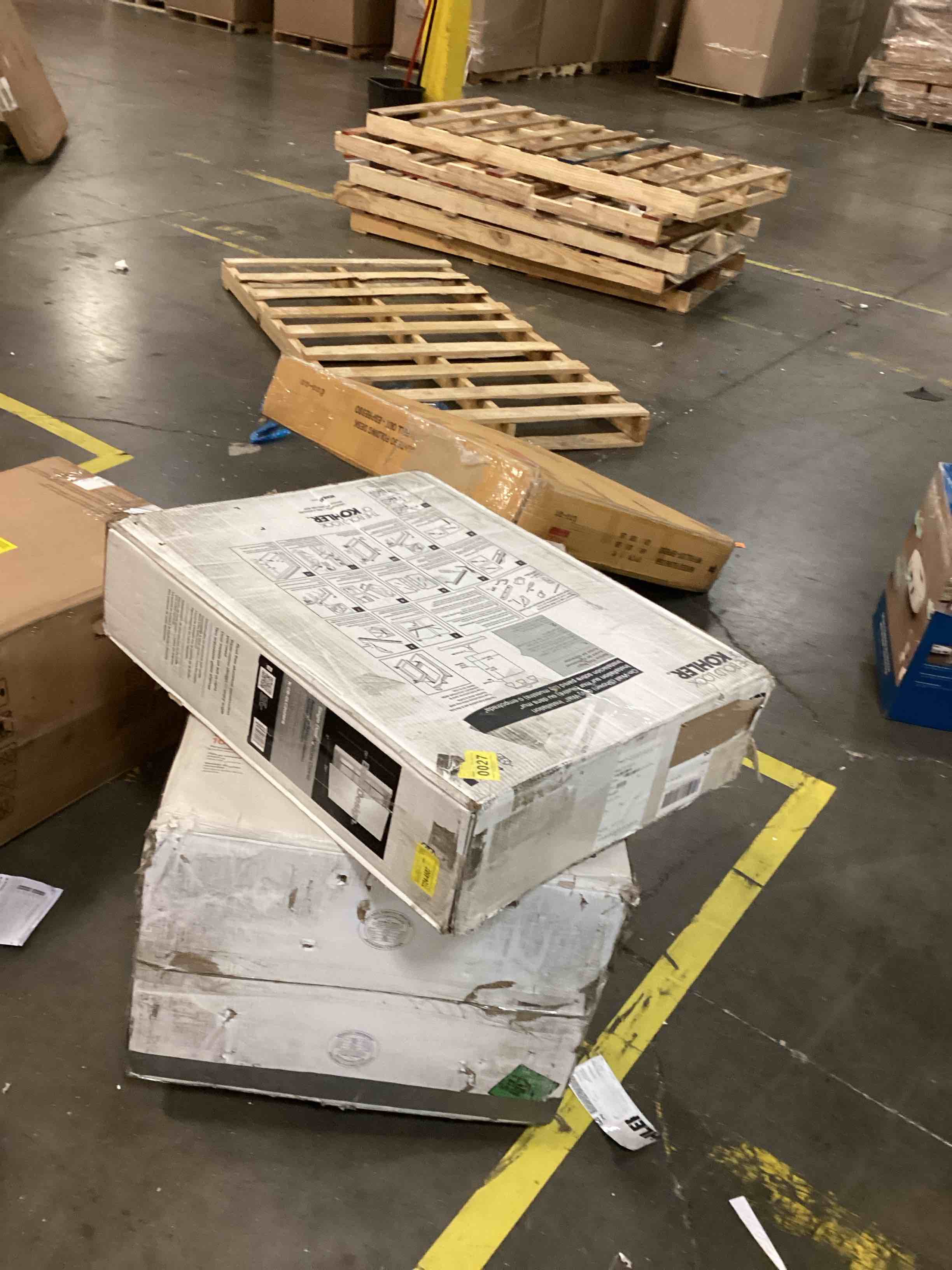 https://s3.amazonaws.com/lotting-images-prod/bidfta/BRN2539058_1753289047992.jpeg