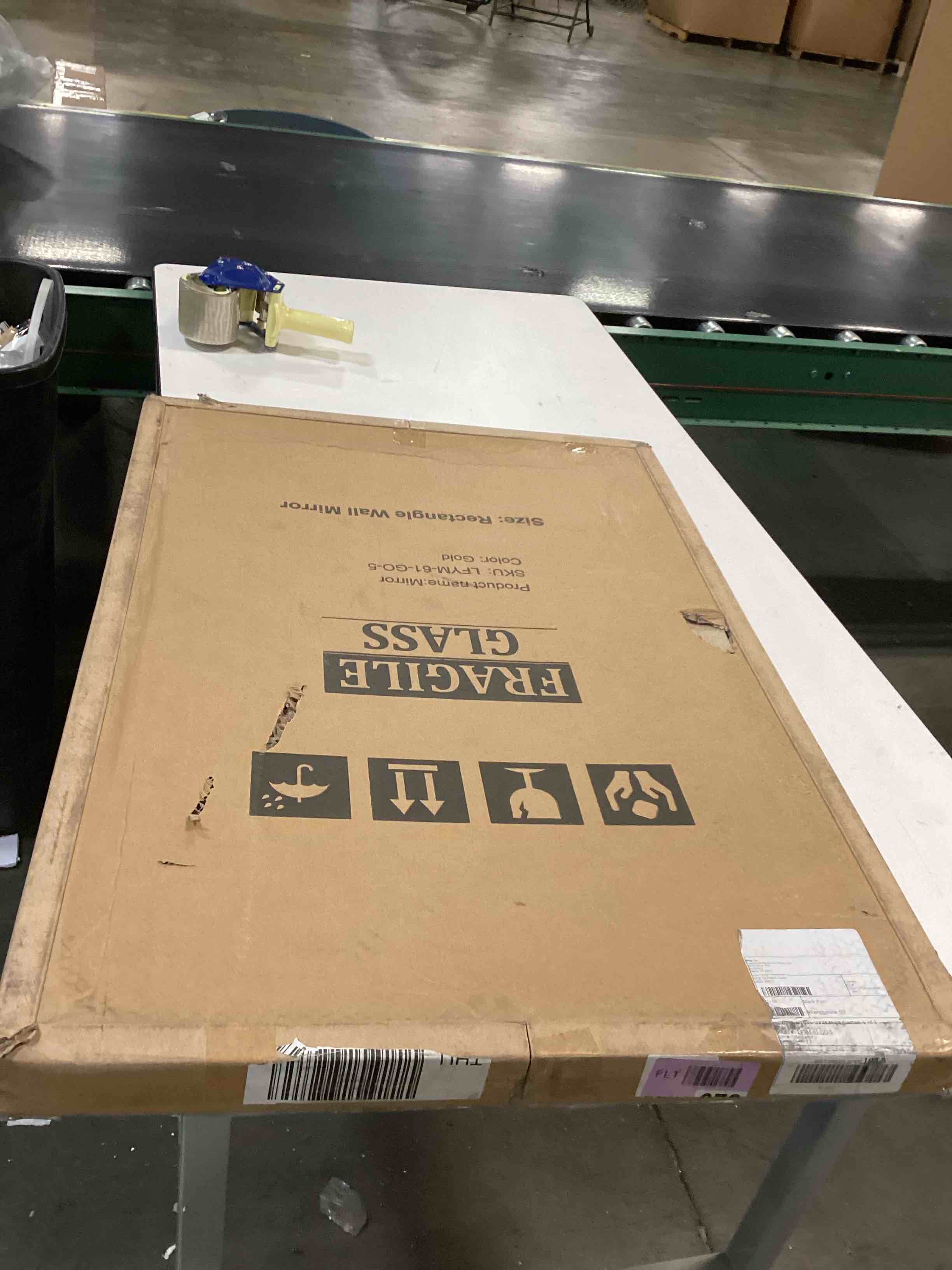 https://s3.amazonaws.com/lotting-images-prod/bidfta/BRN2539128_1753371706098.jpeg