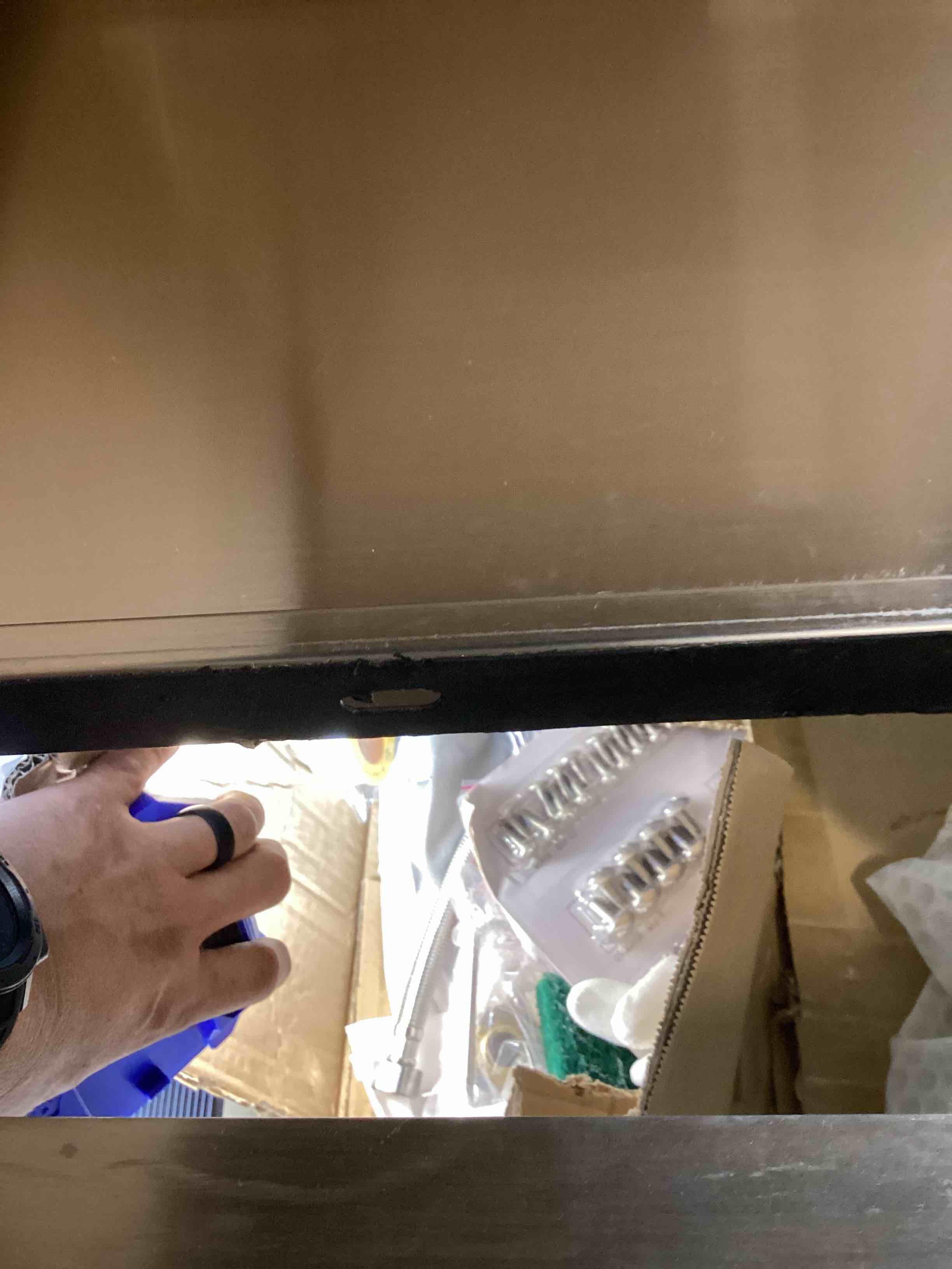 https://s3.amazonaws.com/lotting-images-prod/bidfta/BRN2539145_1753381877234.jpeg