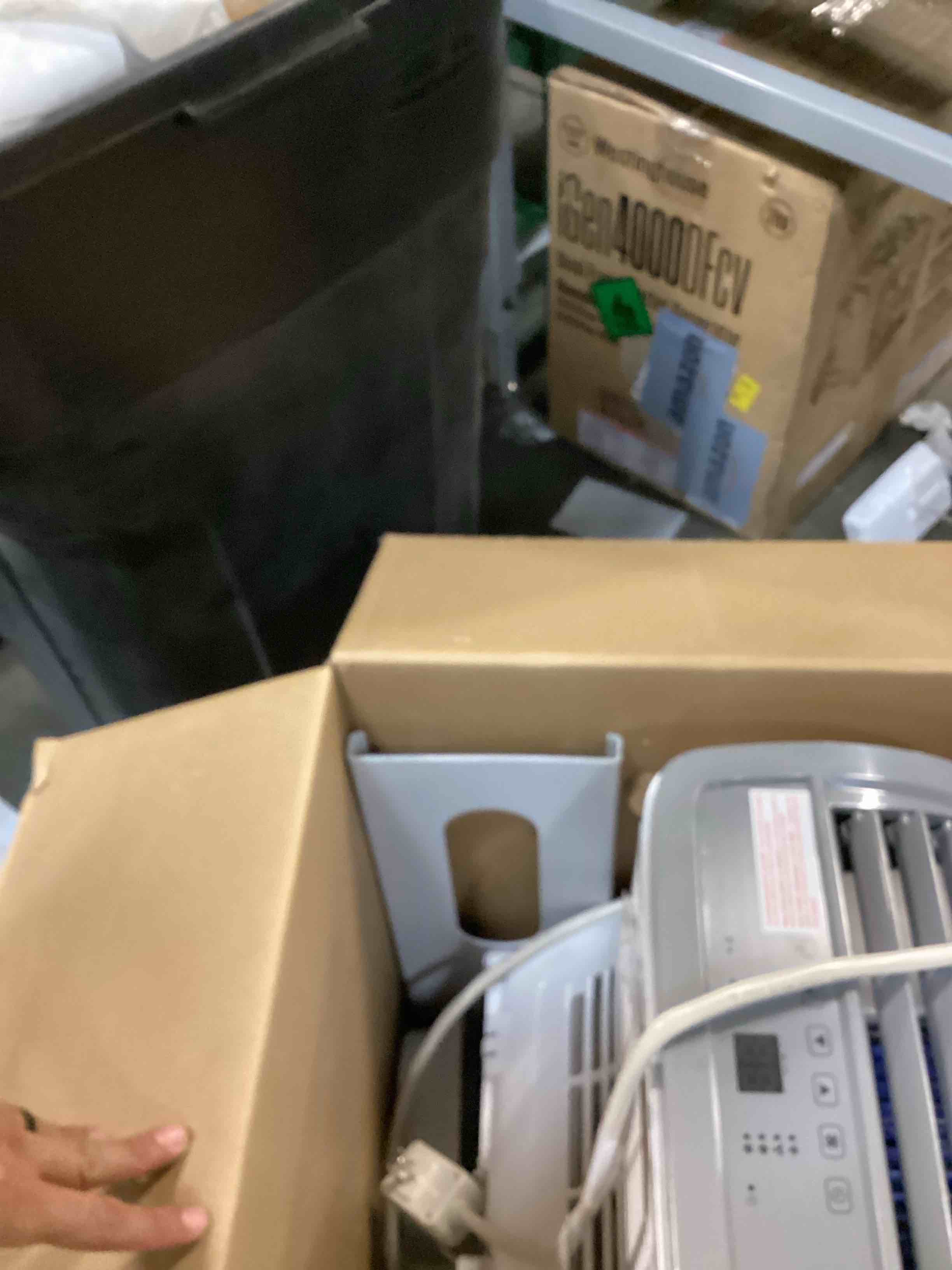 https://s3.amazonaws.com/lotting-images-prod/bidfta/BRN2539357_1753810775466.jpeg