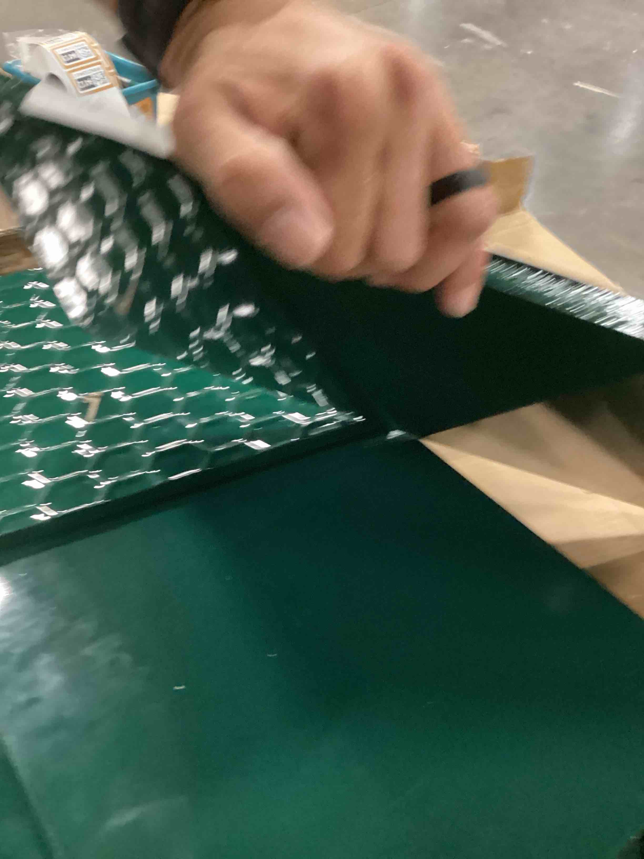 https://s3.amazonaws.com/lotting-images-prod/bidfta/BRN2539411_1753886373502.jpeg