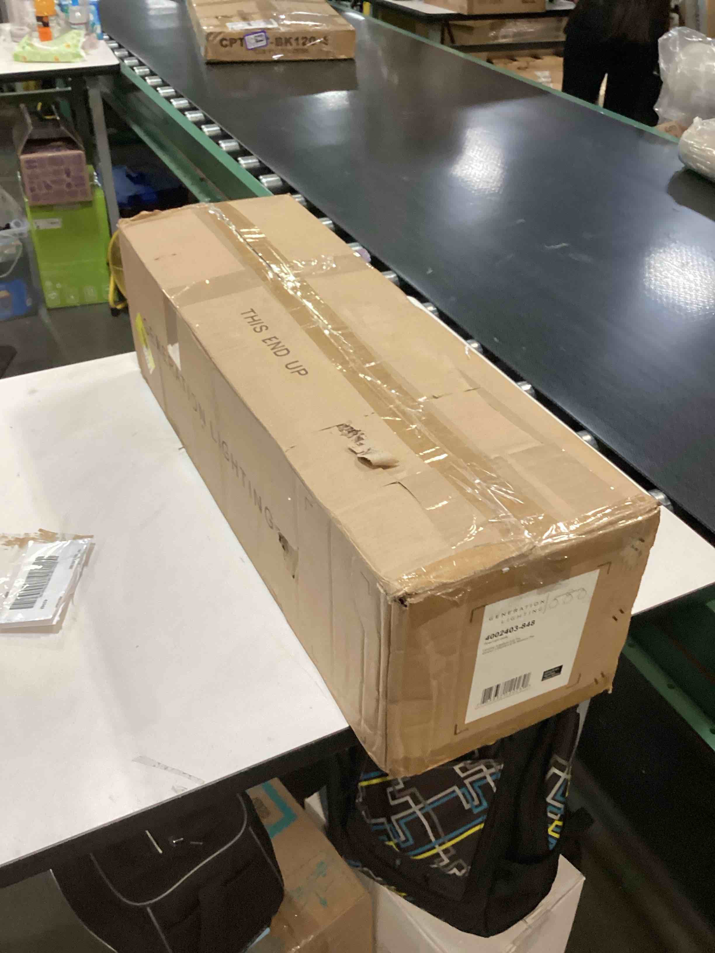 https://s3.amazonaws.com/lotting-images-prod/bidfta/BRN2539575_1754404608458.jpeg