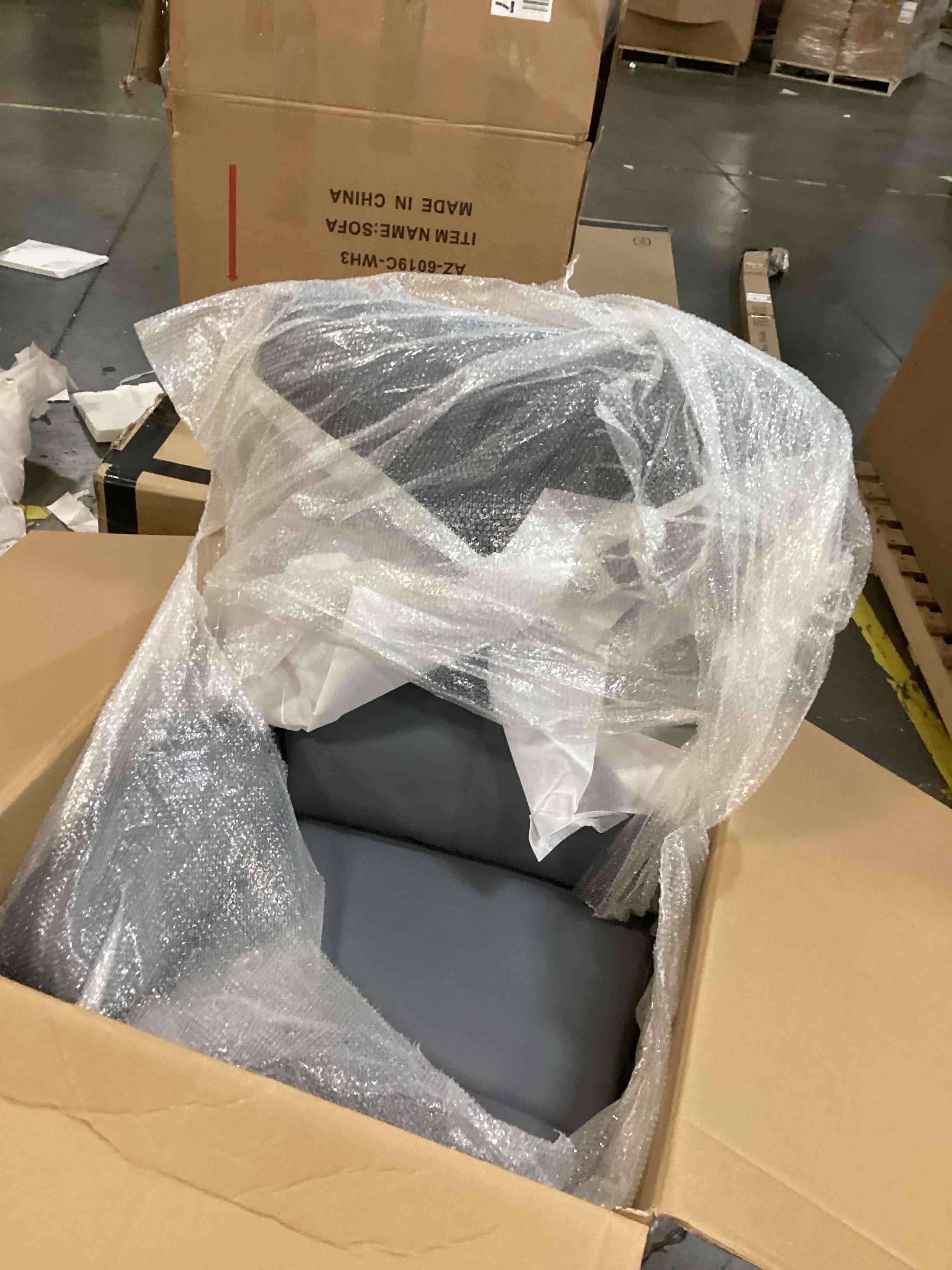 https://s3.amazonaws.com/lotting-images-prod/bidfta/BRN2539680_1754493438492.jpeg