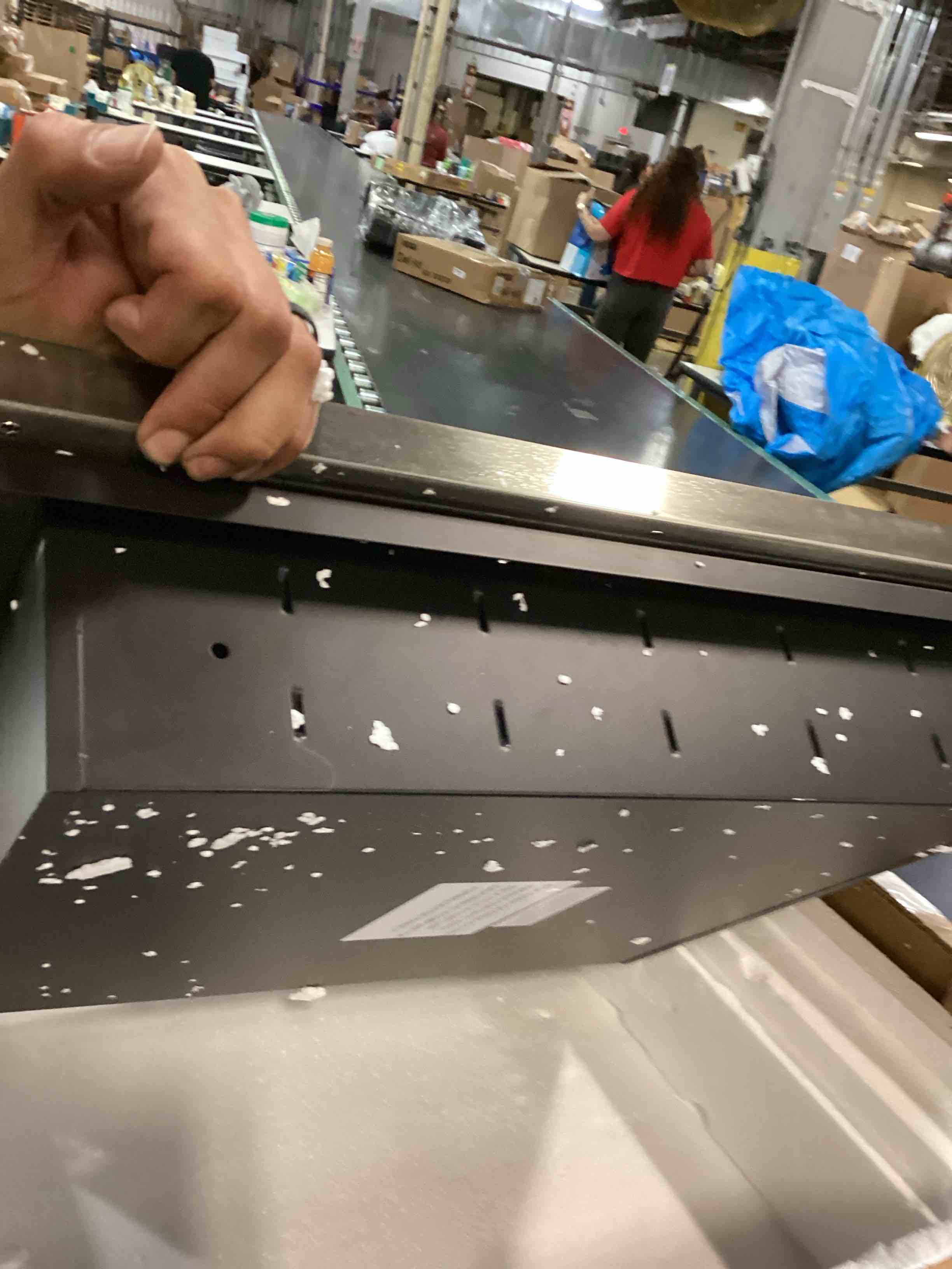 https://s3.amazonaws.com/lotting-images-prod/bidfta/BRN2539690_1754499444337.jpeg