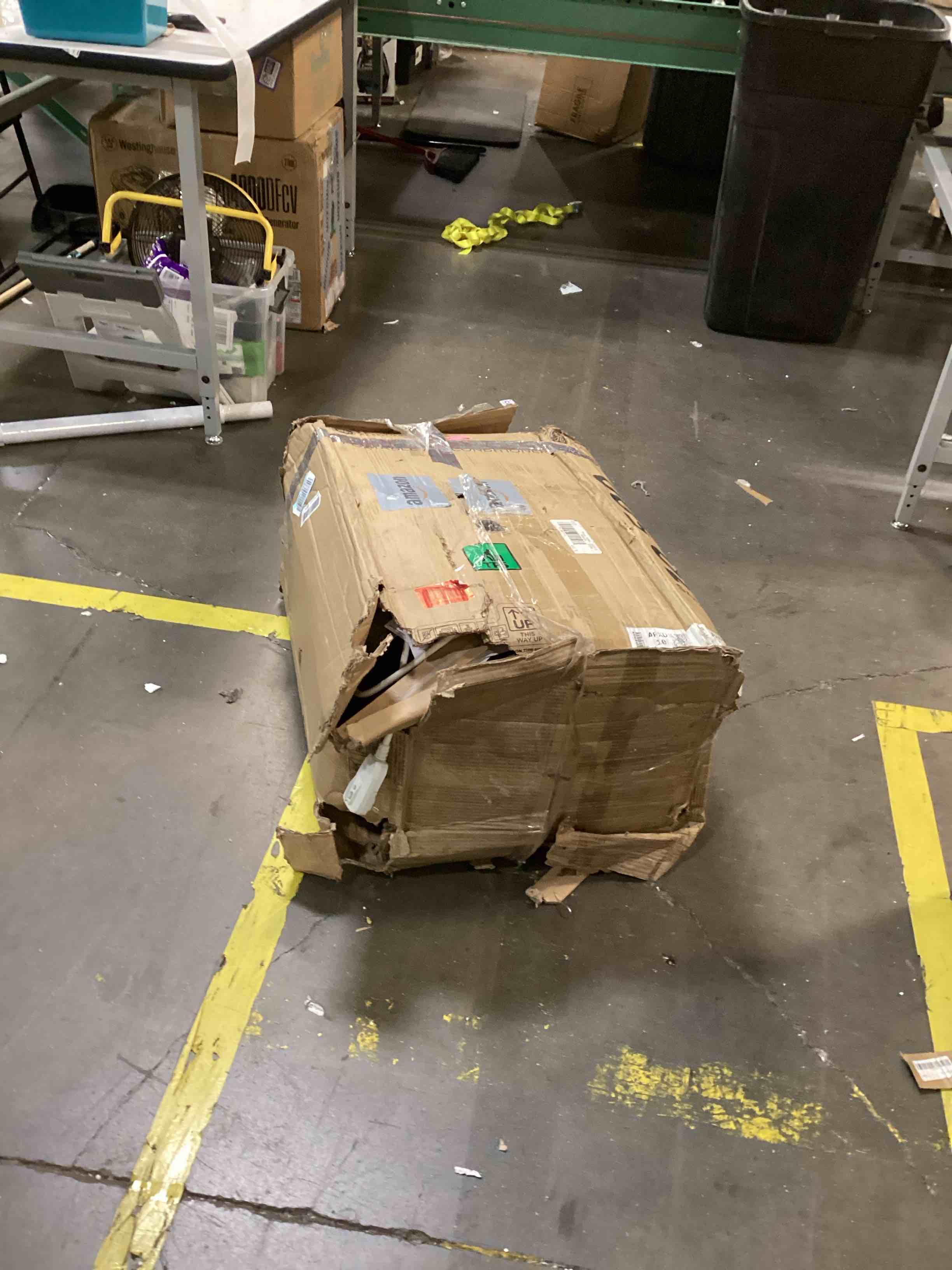 https://s3.amazonaws.com/lotting-images-prod/bidfta/BRN2539741_1754576617339.jpeg