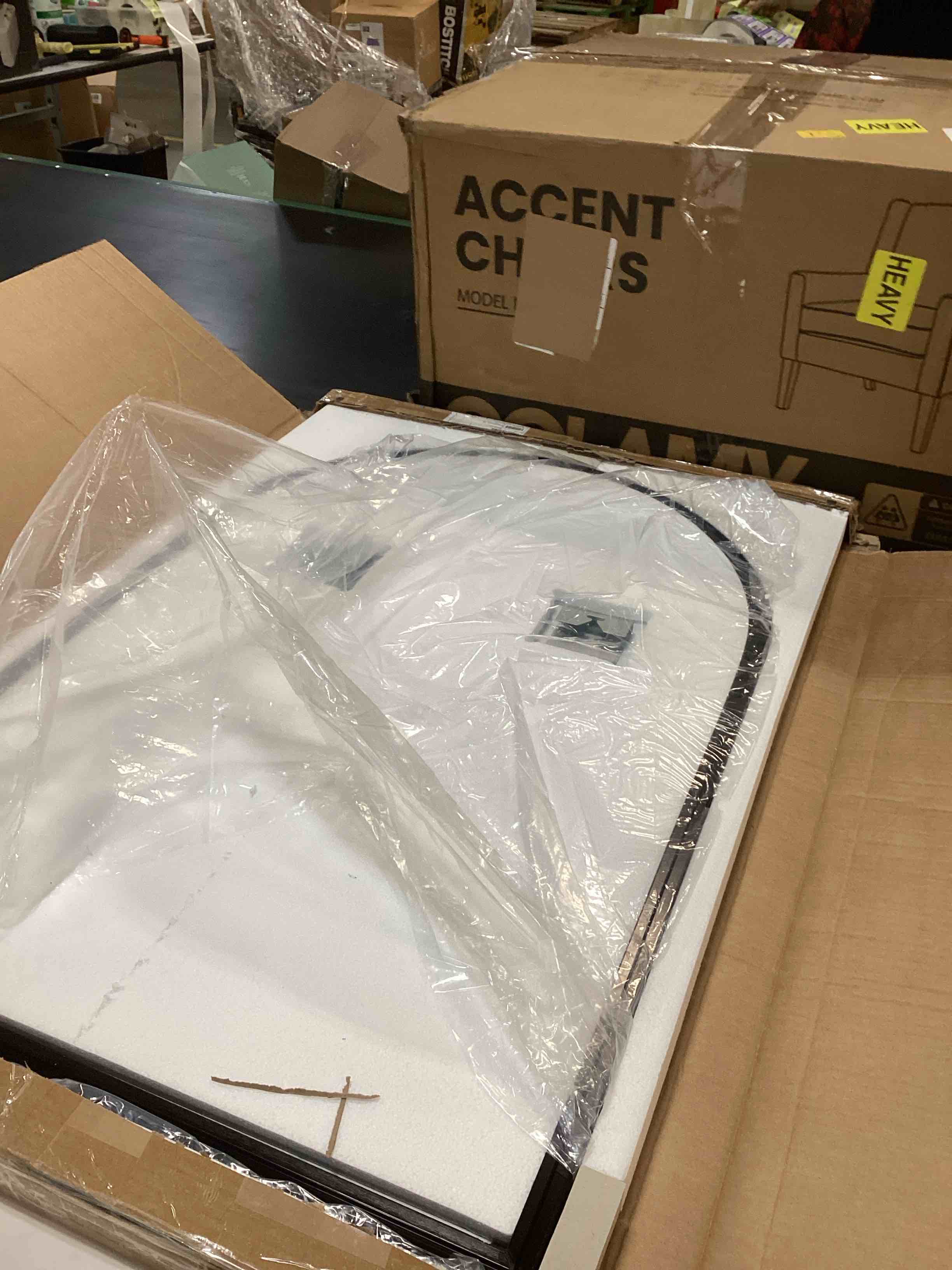 https://s3.amazonaws.com/lotting-images-prod/bidfta/BRN2539768_1754585548573.jpeg