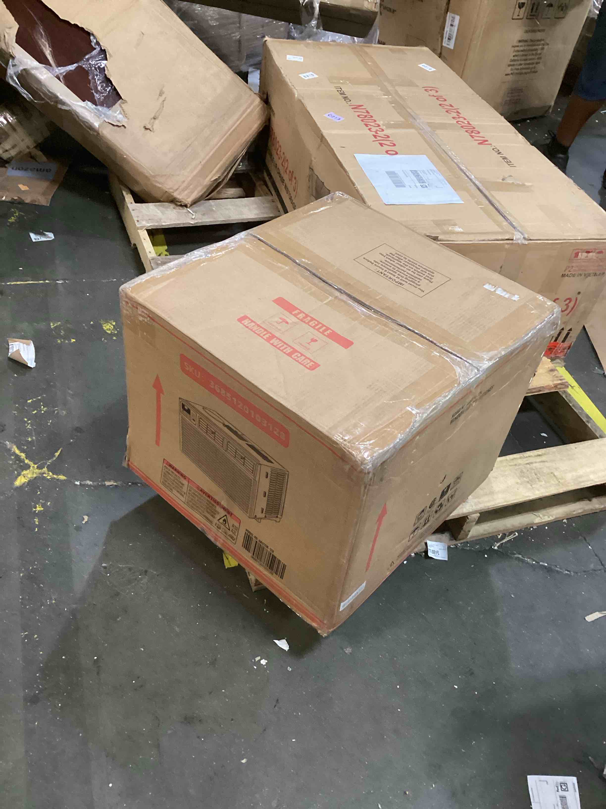 https://s3.amazonaws.com/lotting-images-prod/bidfta/BRN2539790_1754591623117.jpeg