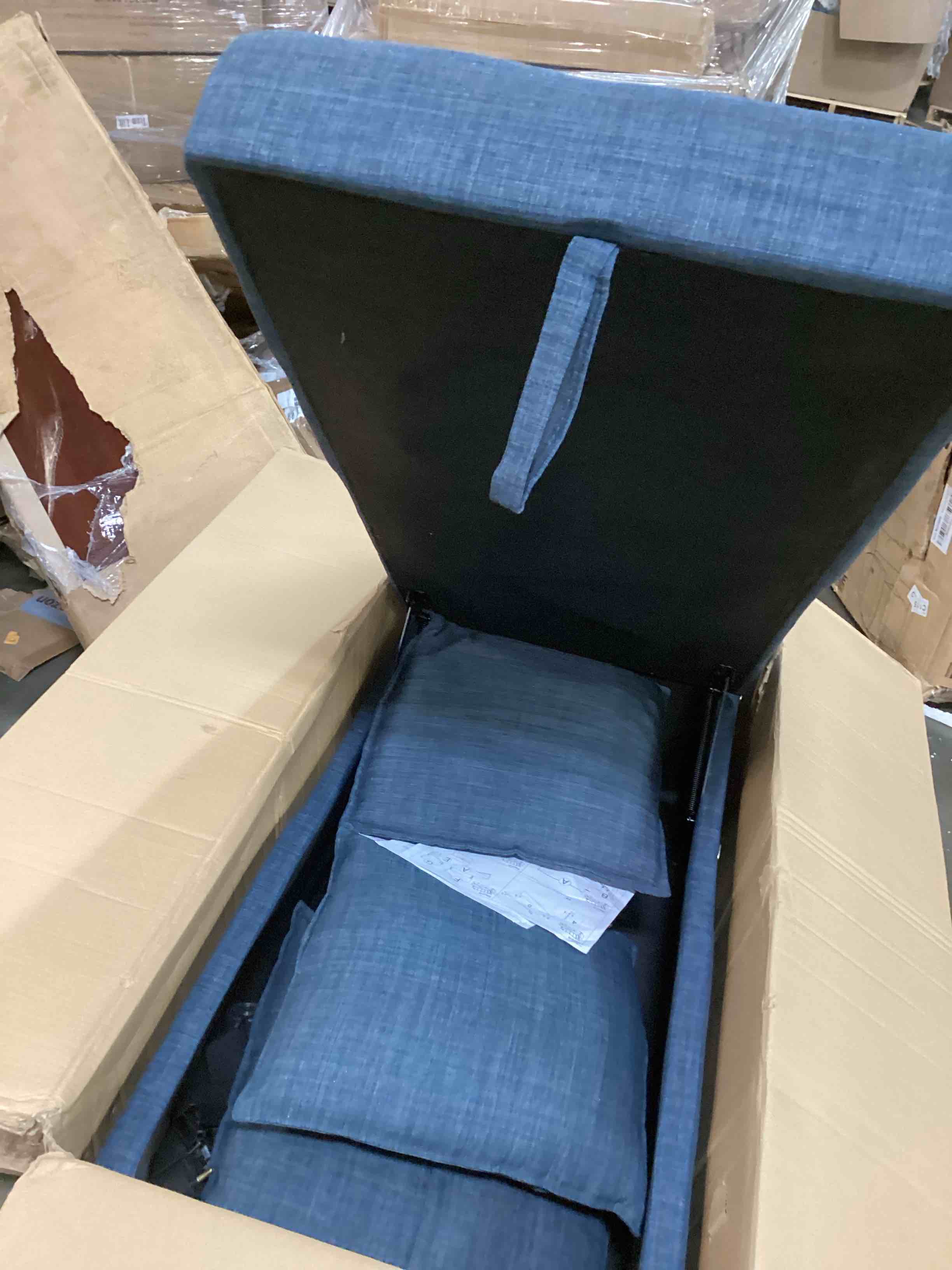 https://s3.amazonaws.com/lotting-images-prod/bidfta/BRN2539791_1754591932270.jpeg