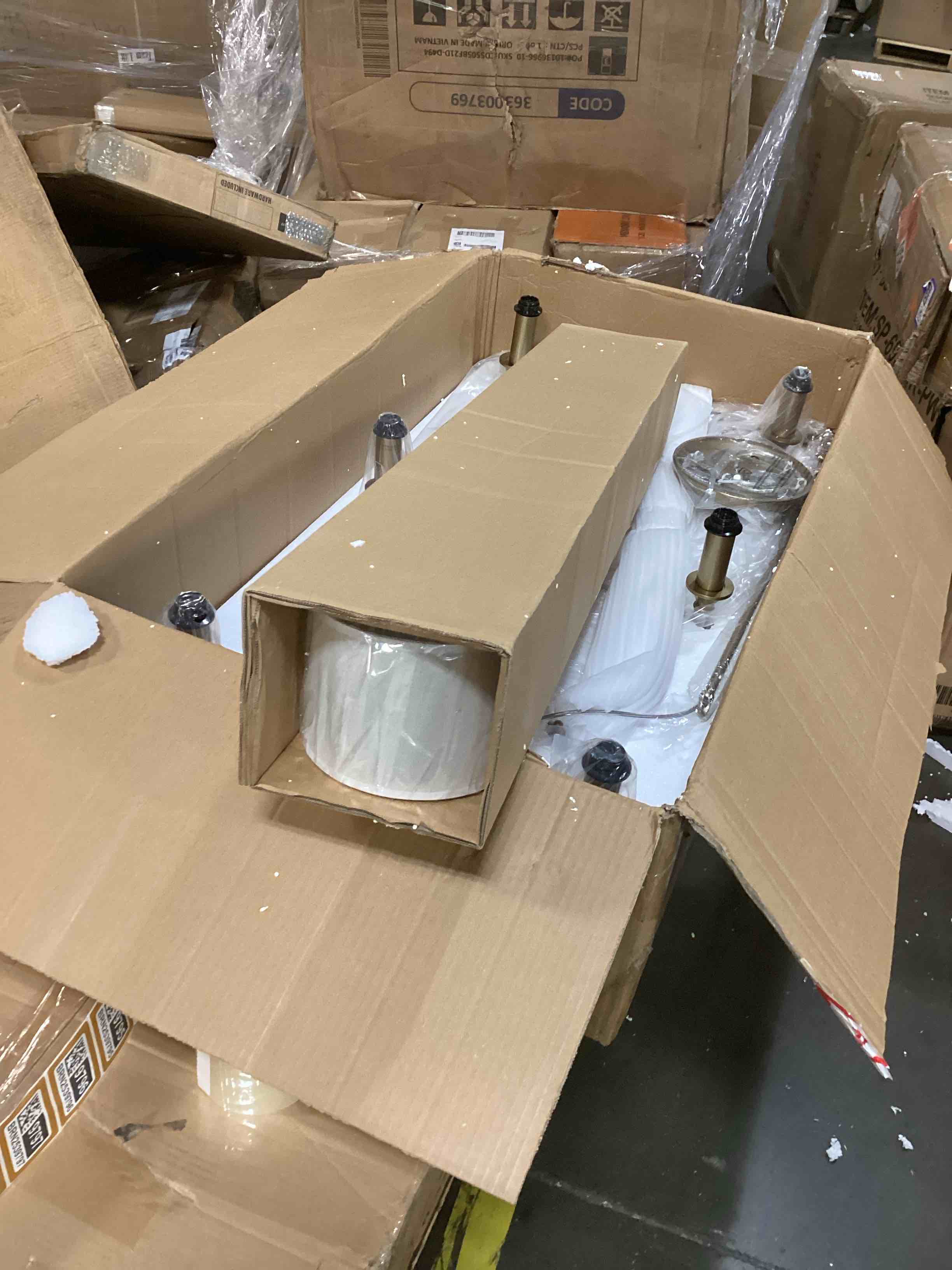 https://s3.amazonaws.com/lotting-images-prod/bidfta/BRN2539794_1754592863074.jpeg