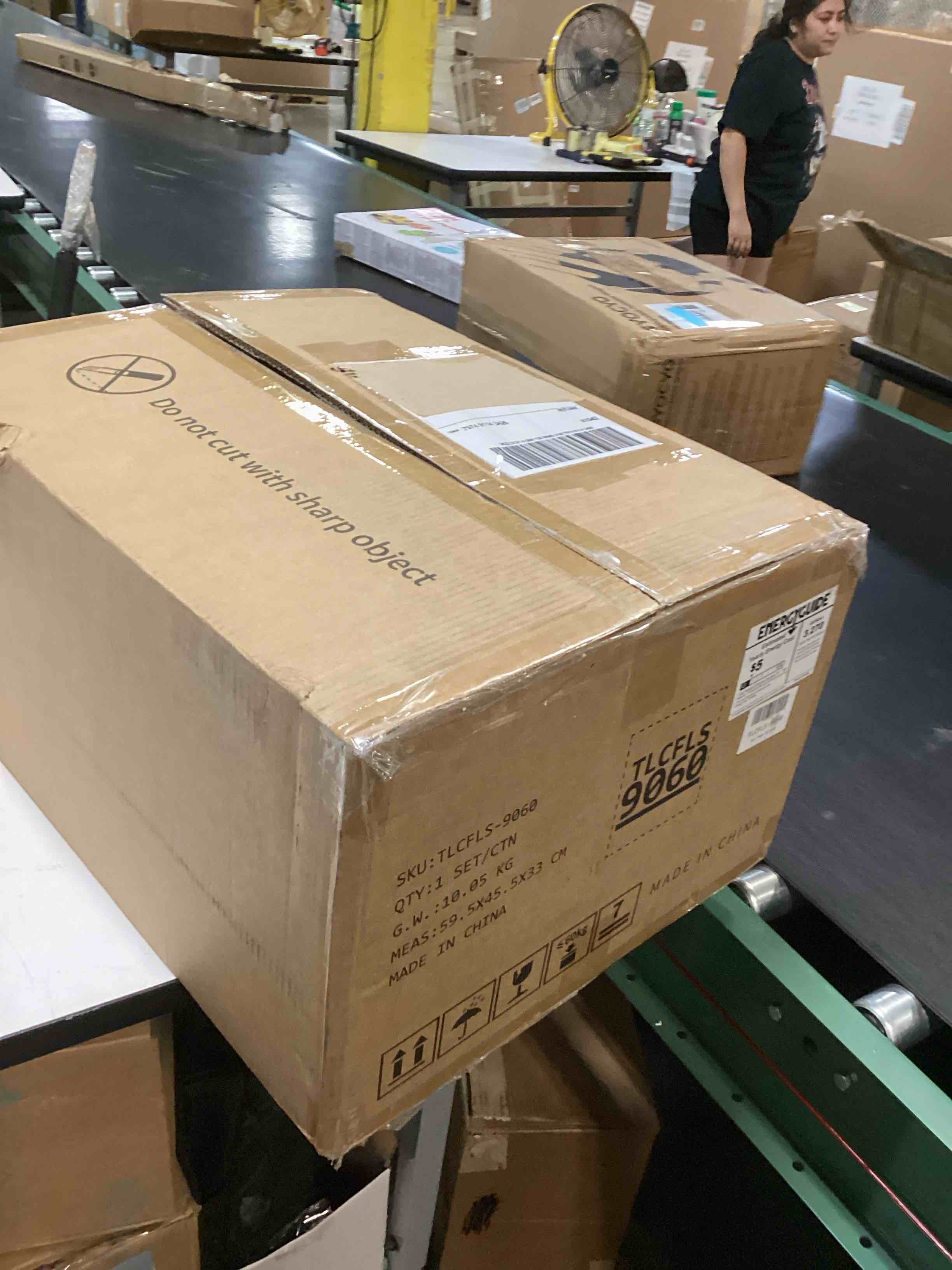 https://s3.amazonaws.com/lotting-images-prod/bidfta/BRN2539812_1754654531416.jpeg