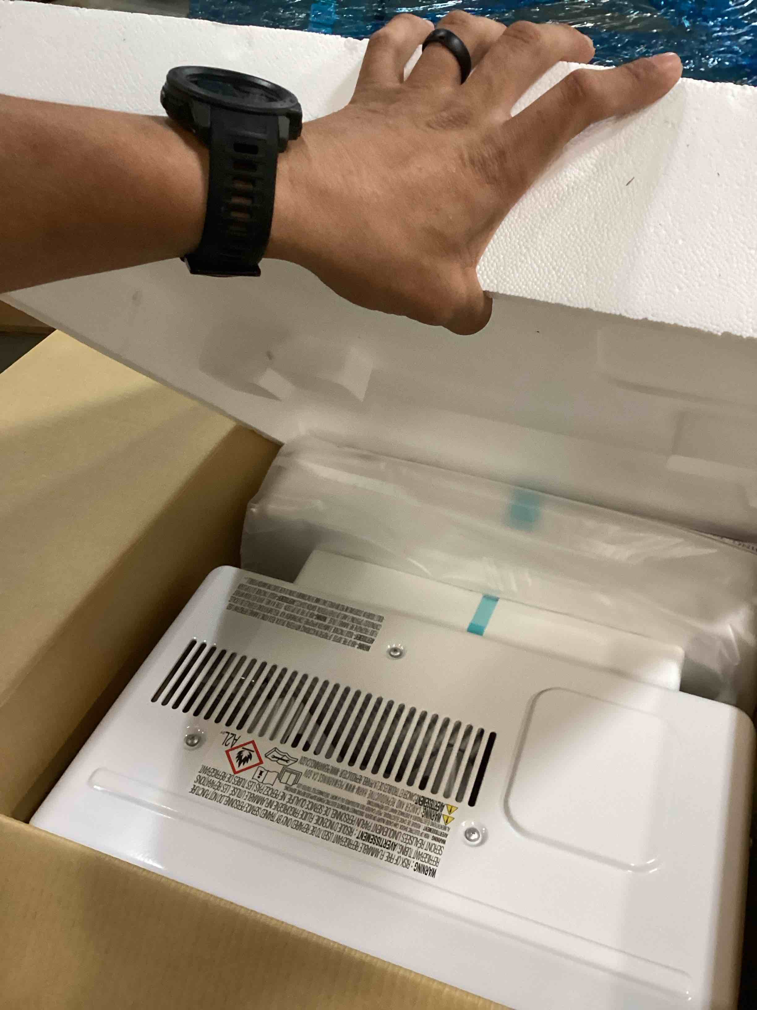 https://s3.amazonaws.com/lotting-images-prod/bidfta/BRN2539898_1754737987802.jpeg