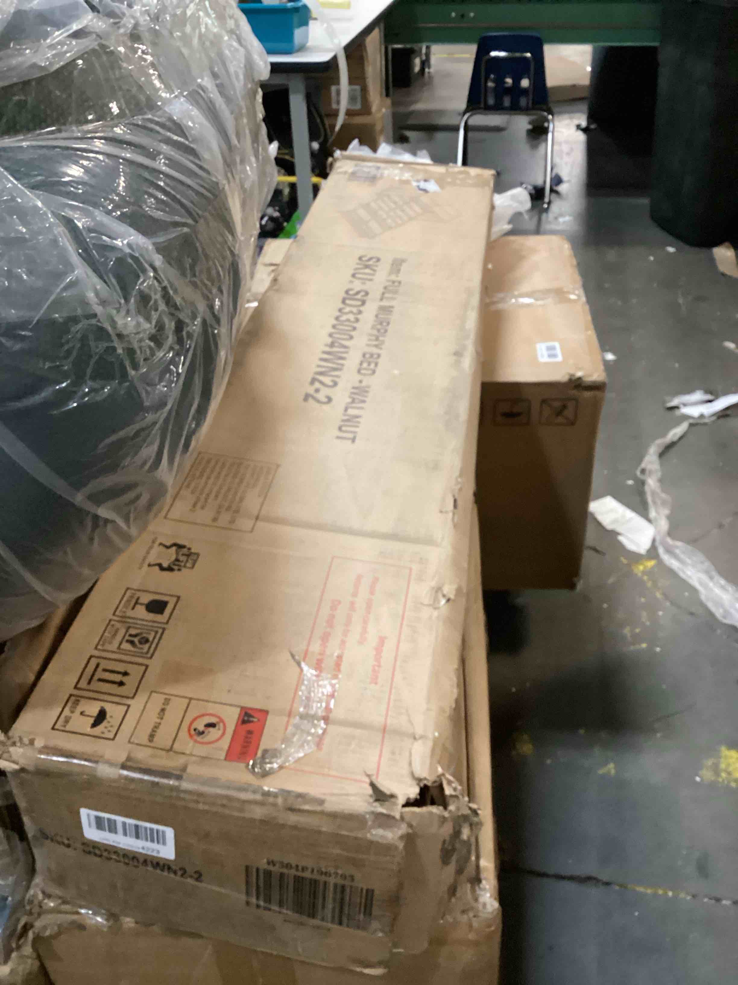 https://s3.amazonaws.com/lotting-images-prod/bidfta/BRN2539966_1754753525400.jpeg