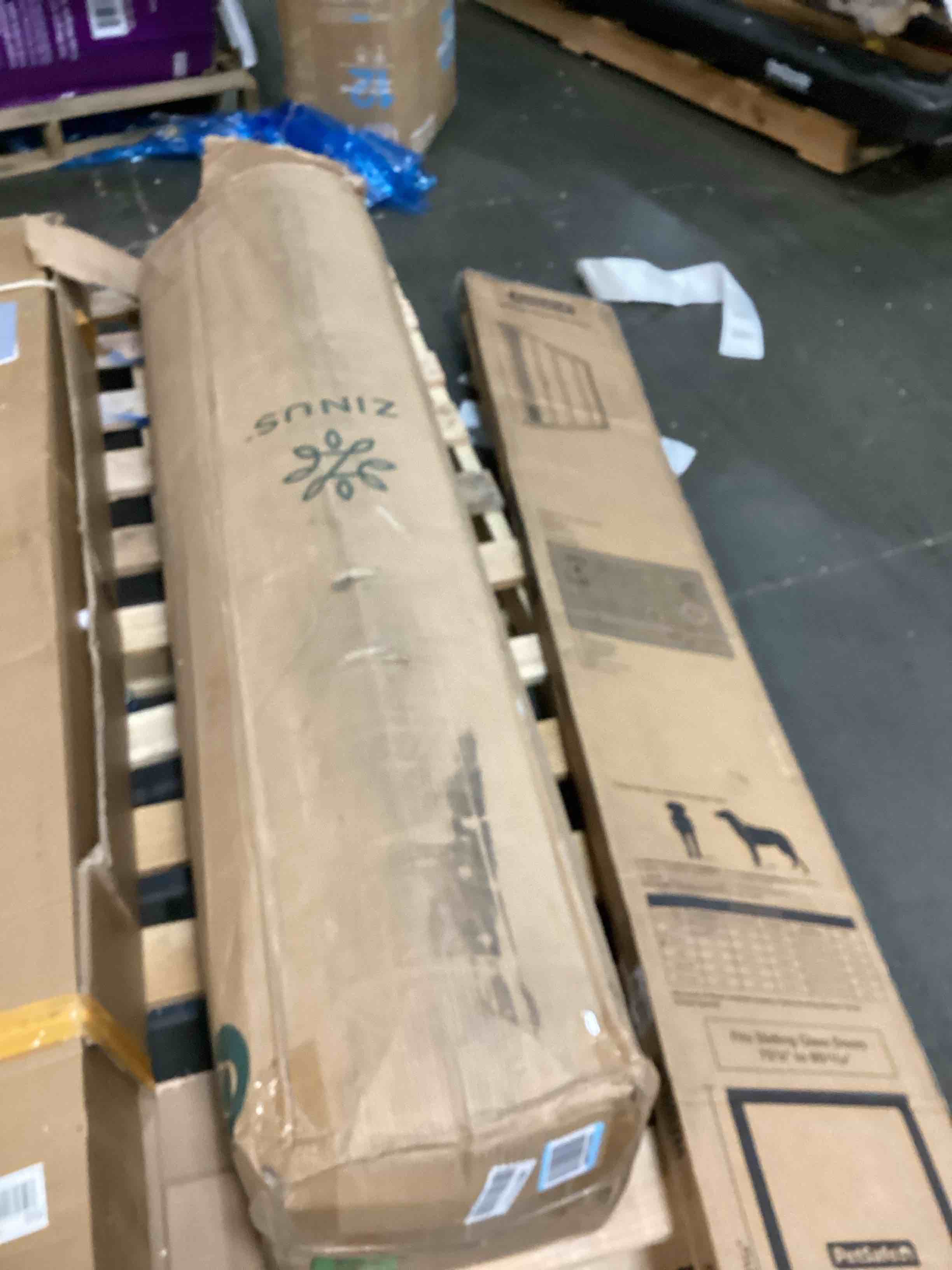 https://s3.amazonaws.com/lotting-images-prod/bidfta/BRN2539983_1754761745258.jpeg