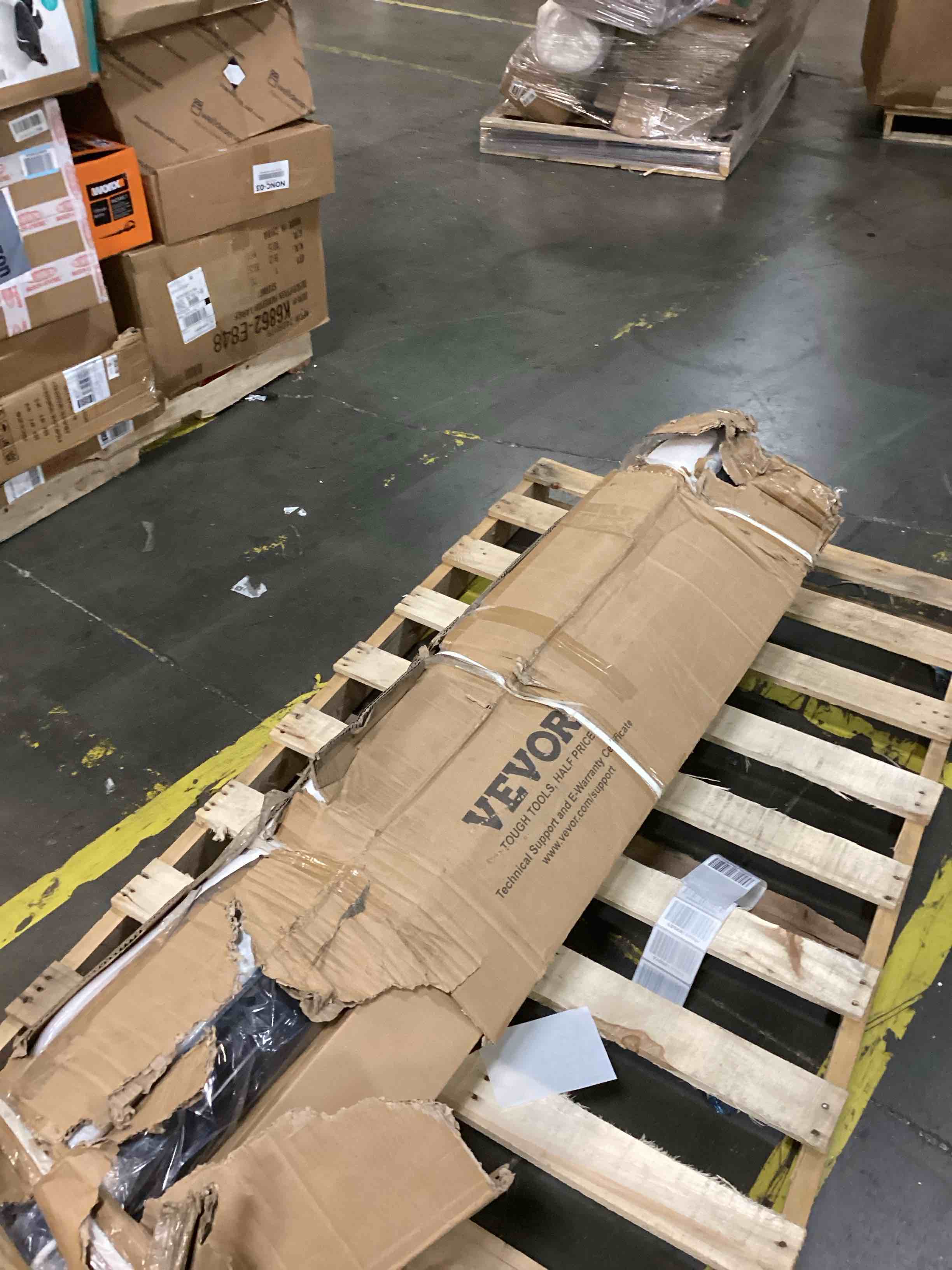 https://s3.amazonaws.com/lotting-images-prod/bidfta/BRN2539999_1754911012132.jpeg